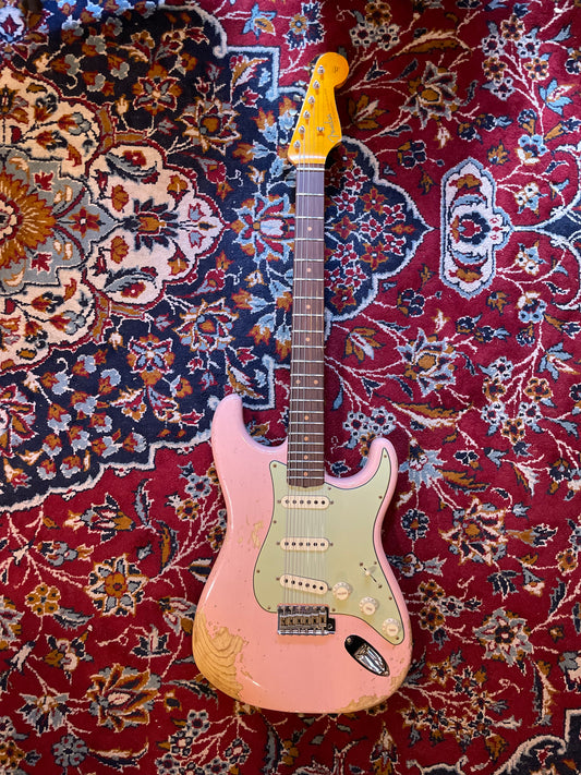 Fender Custom Shop 1962 Stratocaster, Heavy Relic Shell Pink
