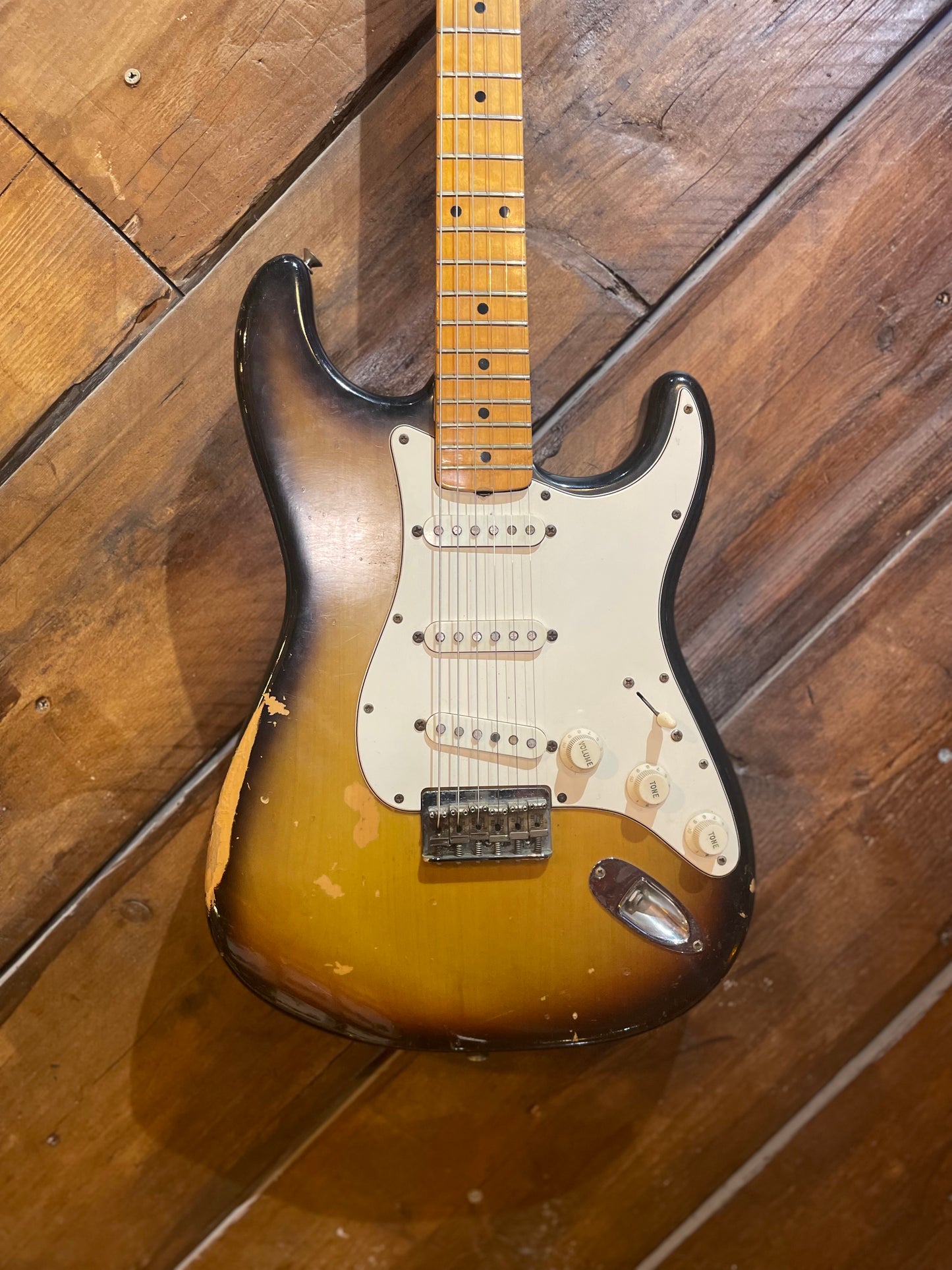 S/H 1971 Fender Stratocaster, Four Bolt, John Birch Customised, Three Tone Sunburst