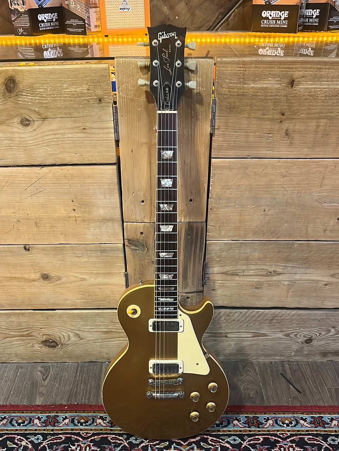 1977 Les Paul Deluxe Gold Top