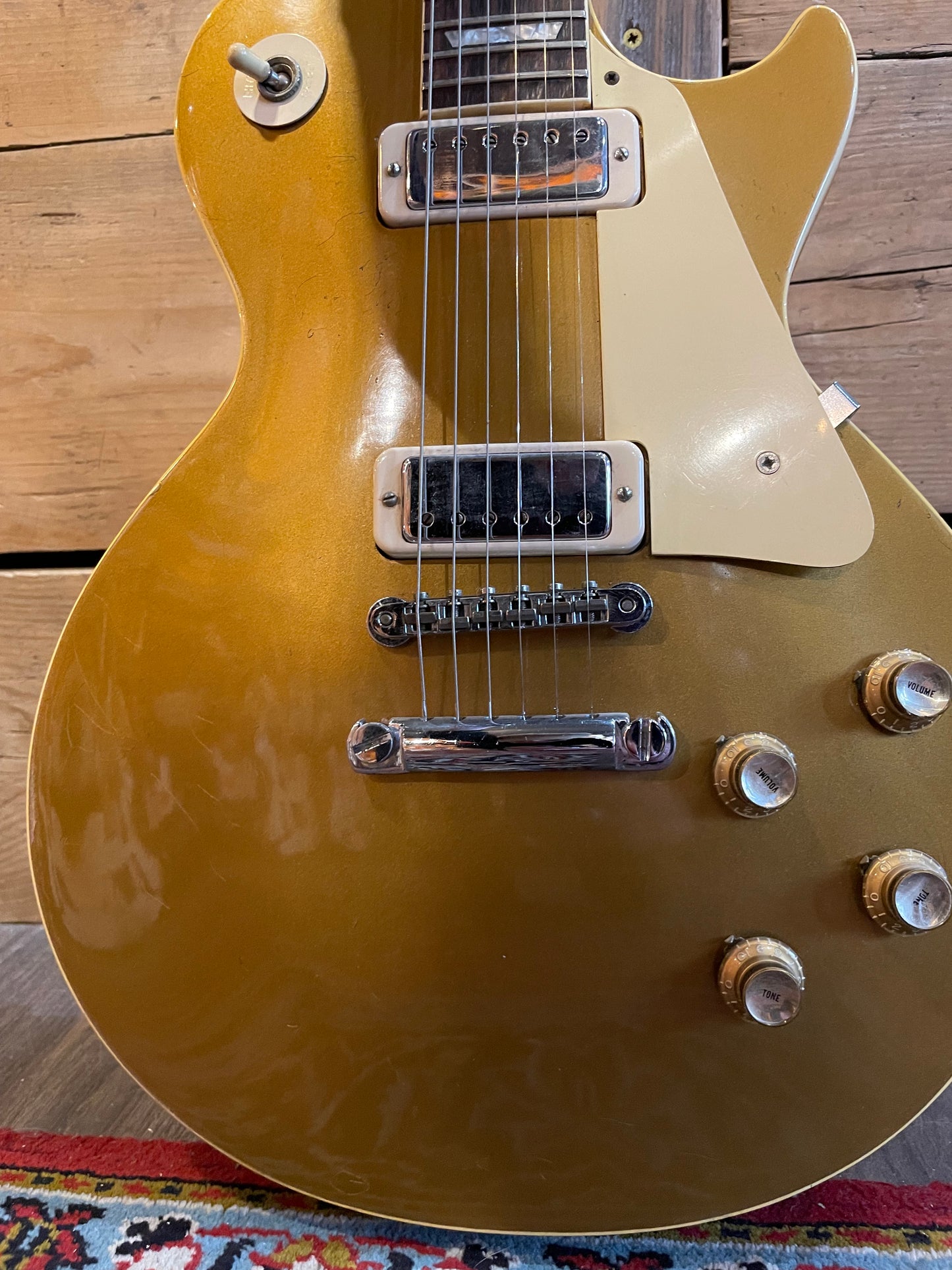 1971 Gibson Les Paul Deluxe, Gold Top