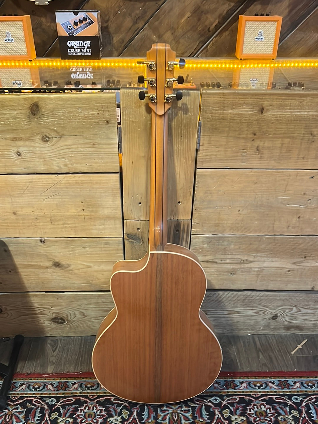 Lowden F-22C Red Cedar / Mahogany