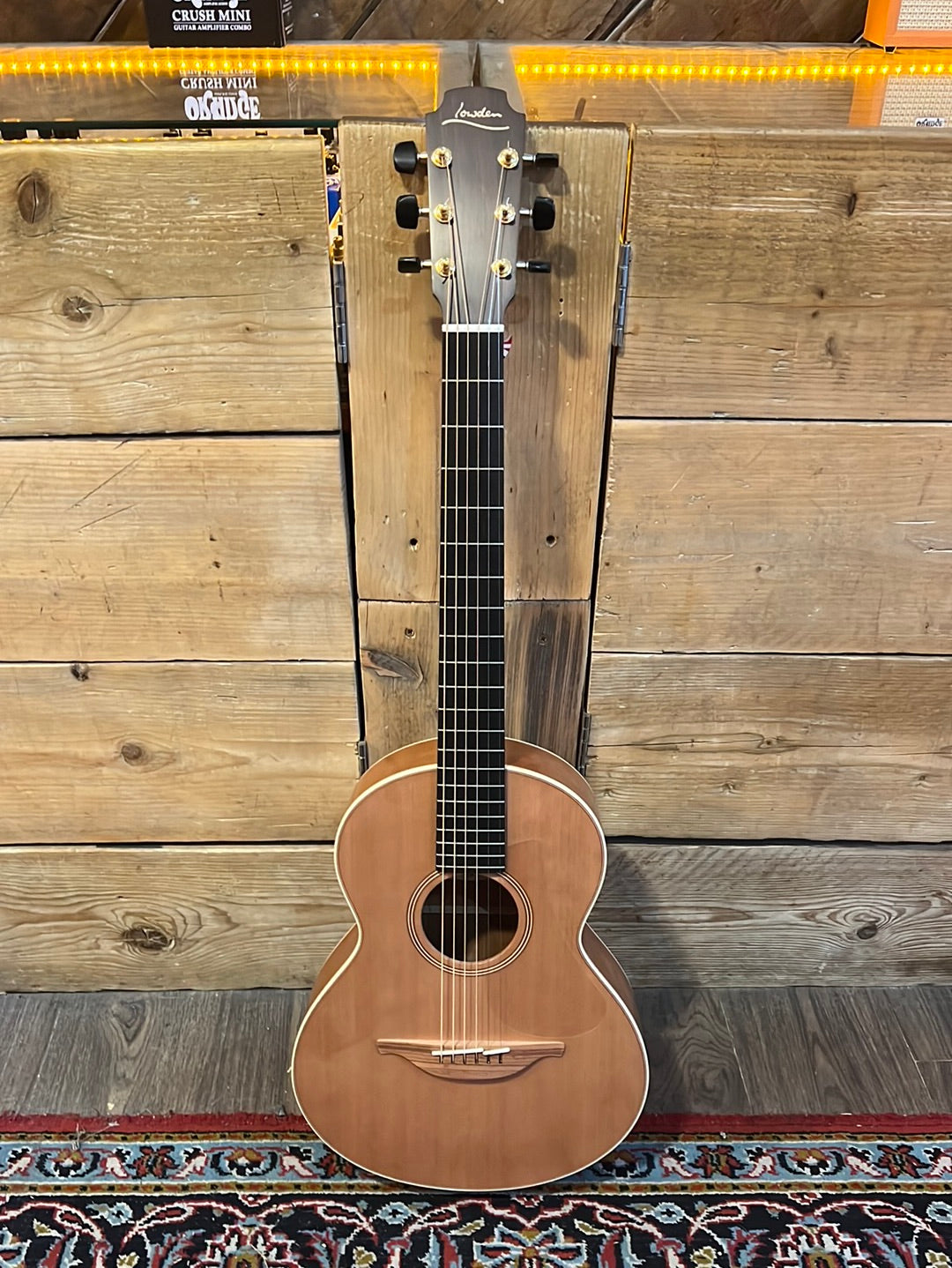 Lowden WL-22 Mahogany / Red Cedar