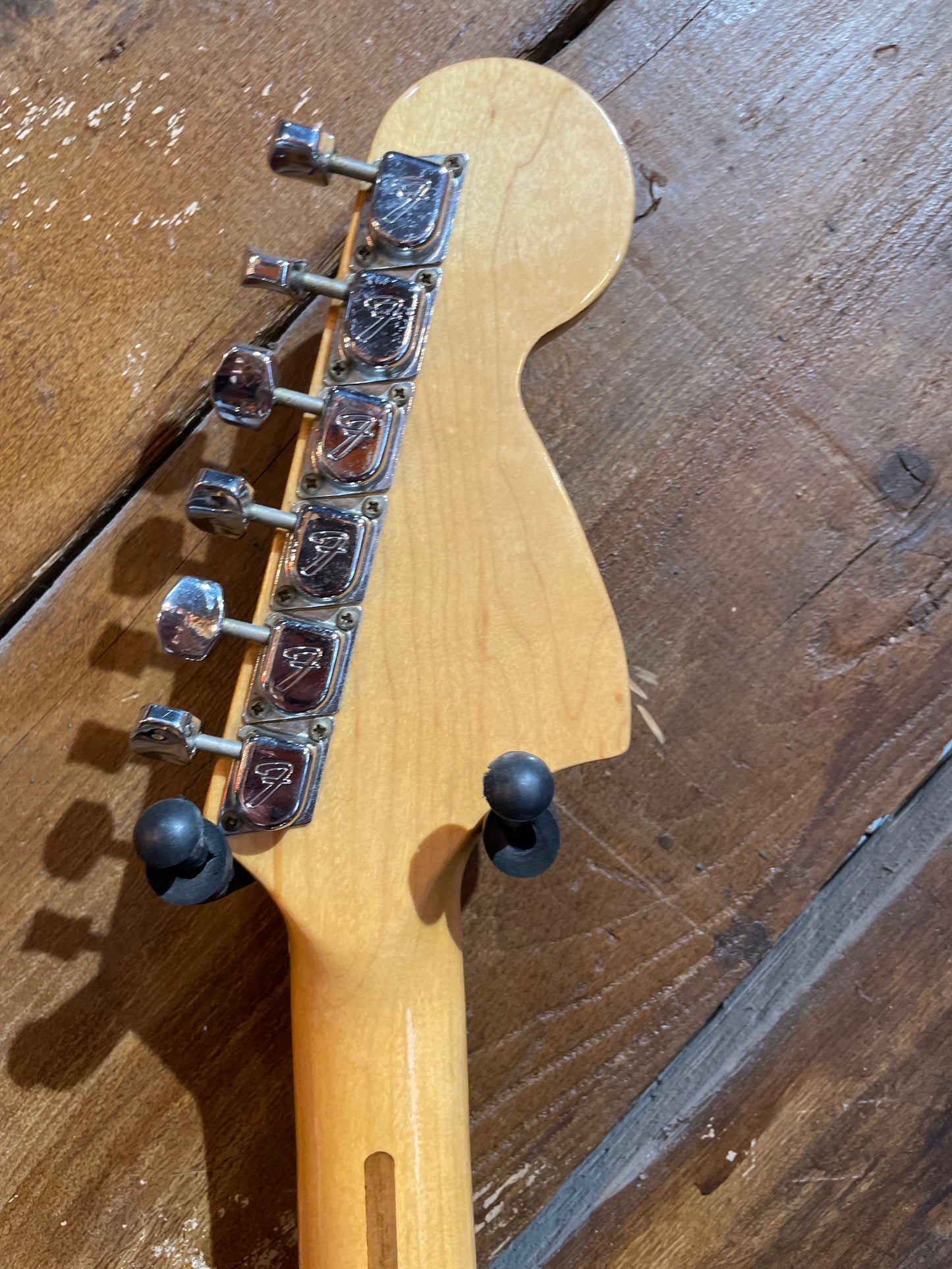 S/H 1973 Fender Stratocaster Left Handed, Three Tone Sunburst