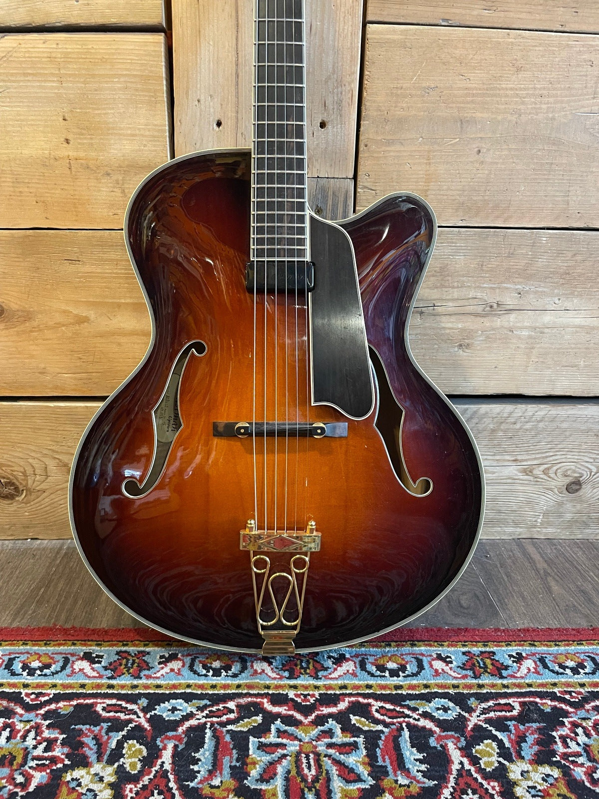 S/H Eastman 810CE 'Uptown' Archtop