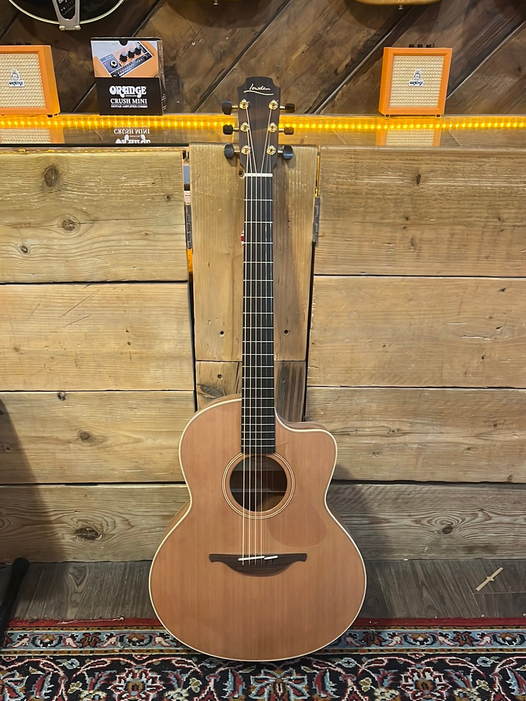 Lowden F-22C Red Cedar / Mahogany