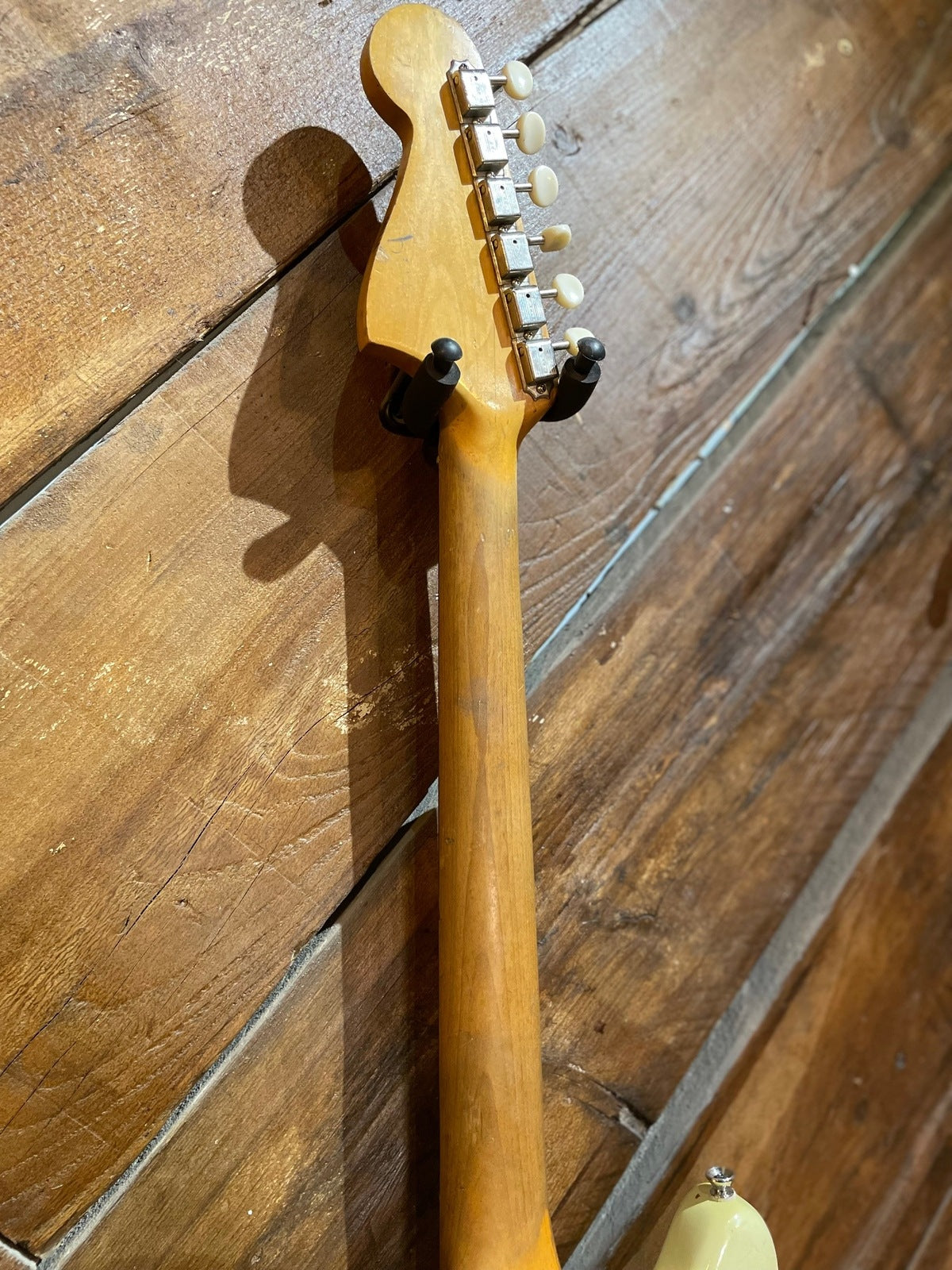 S/H 1965 Fender Mustang, Olympic White Refinish