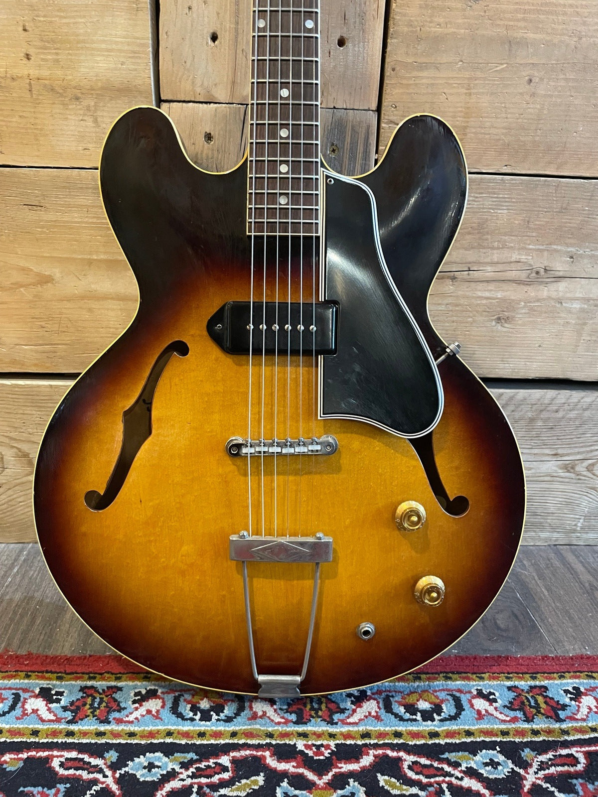 1961 Gibson ES-330T, Sunburst