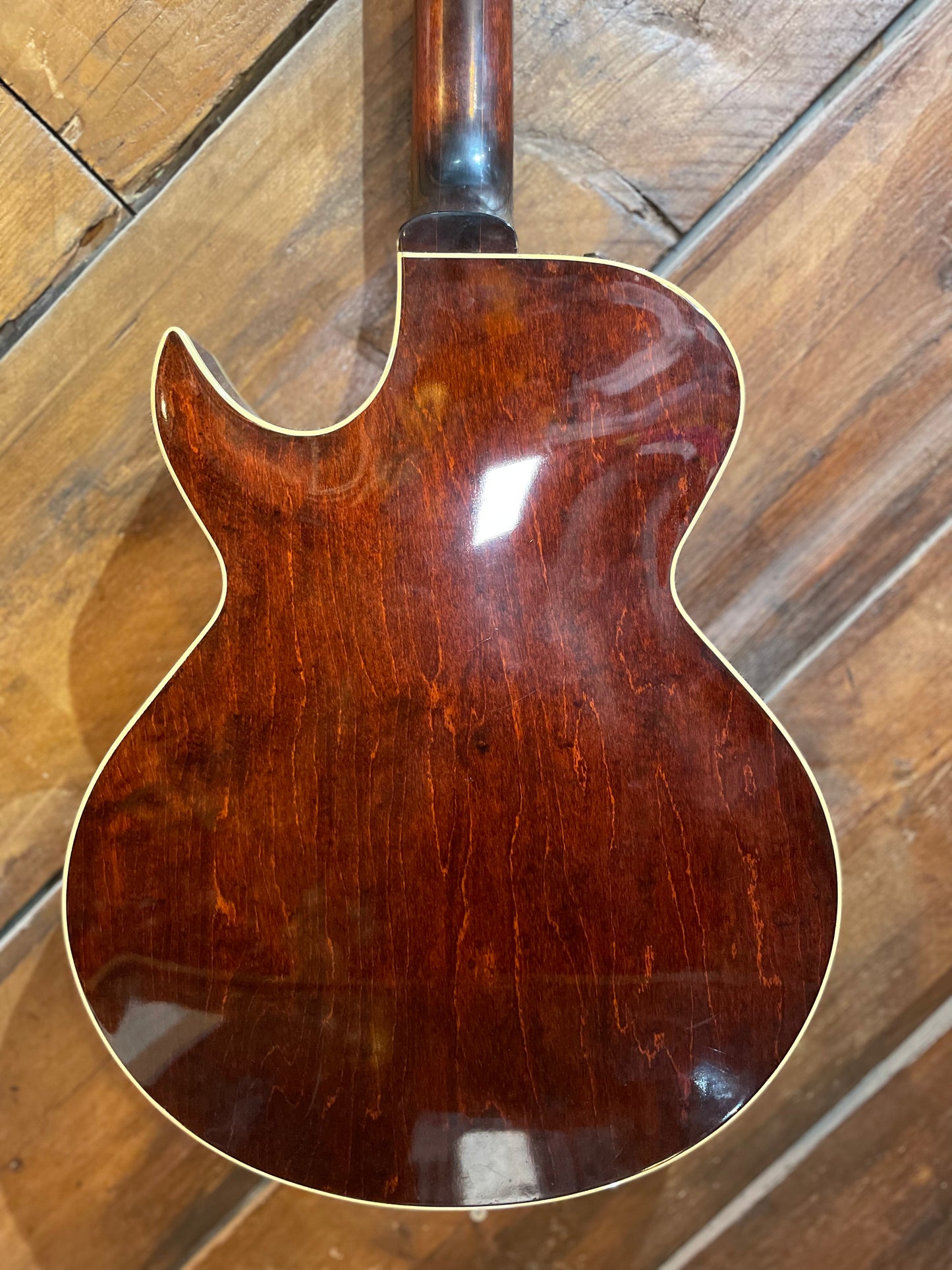 S/H 1980 Gibson Howard Roberts Fusion, Three Tone Sunburst