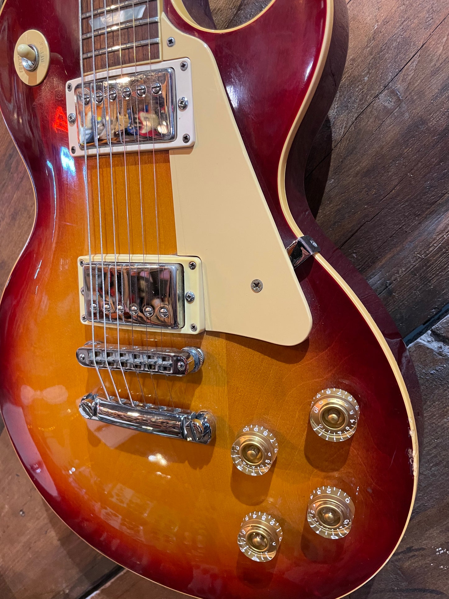 S/H 1980 Gibson Les Paul Standard, Cherry Burst