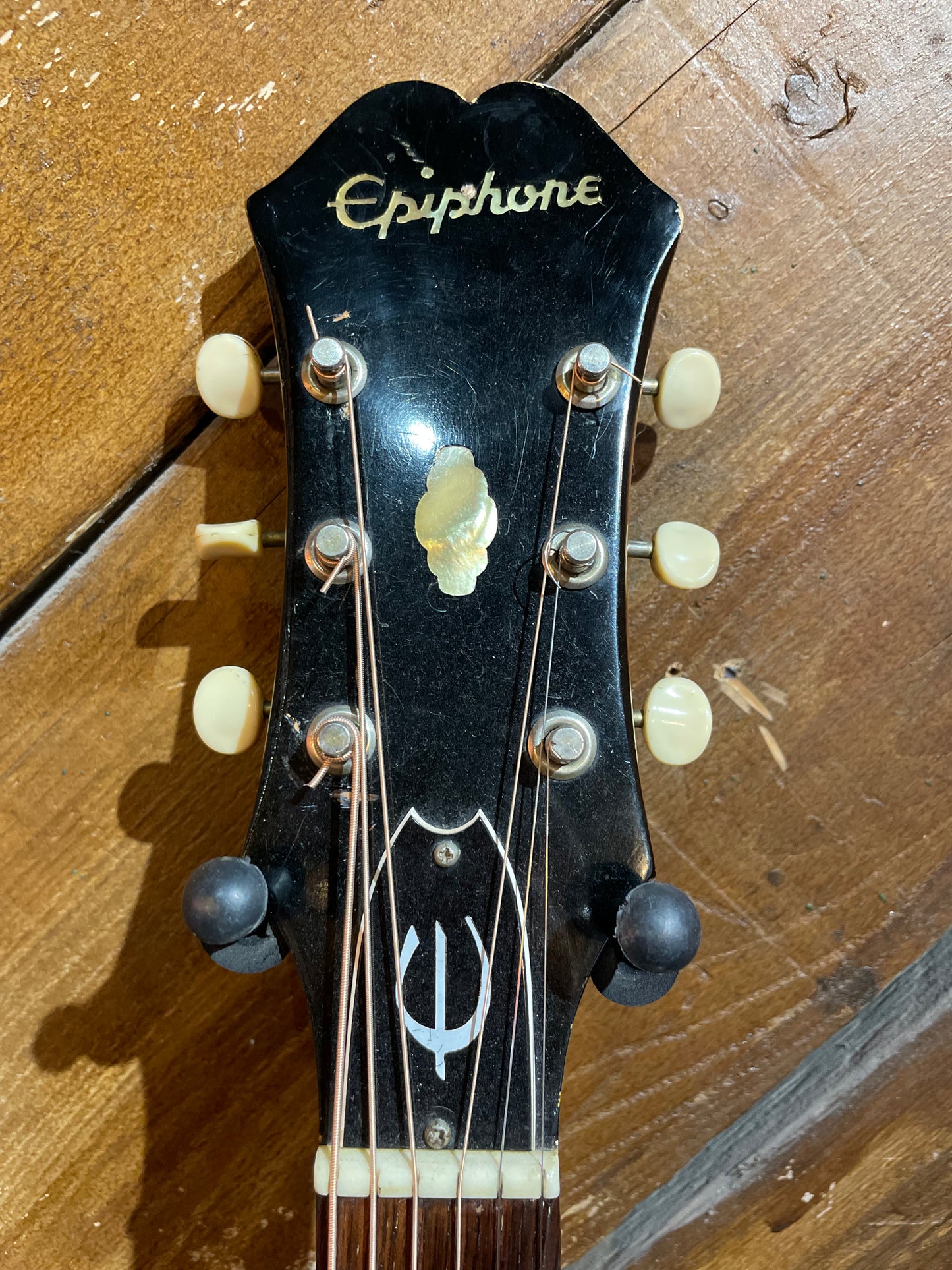 S/H 1965 Epiphone Texan Acoustic Guitar, Natural