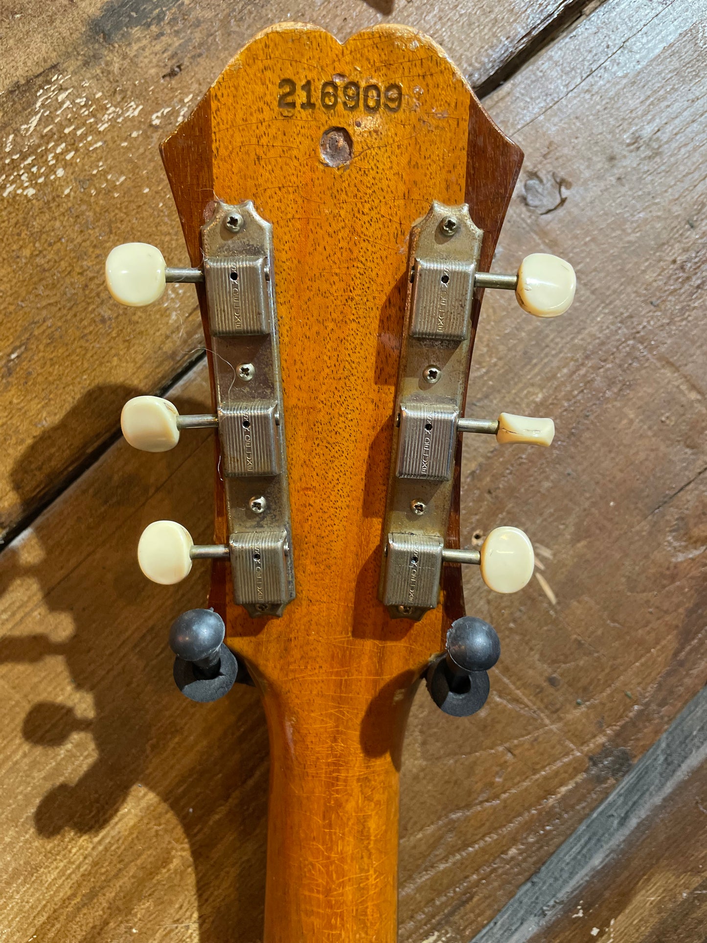 S/H 1965 Epiphone Texan Acoustic Guitar, Natural