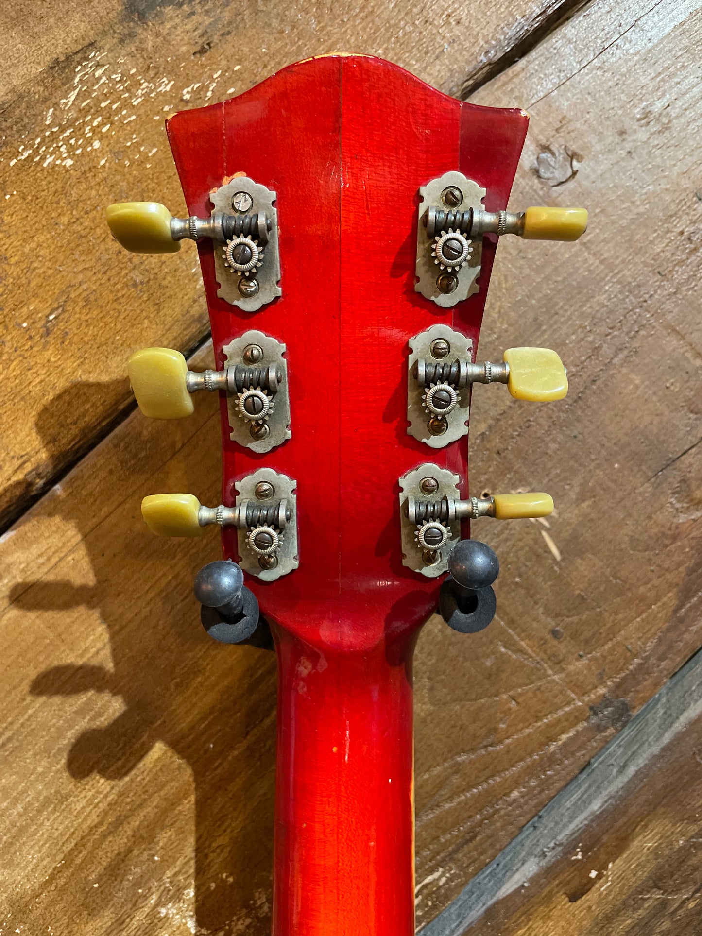 S/H 1960s Hofner Verythin, Cherry Red