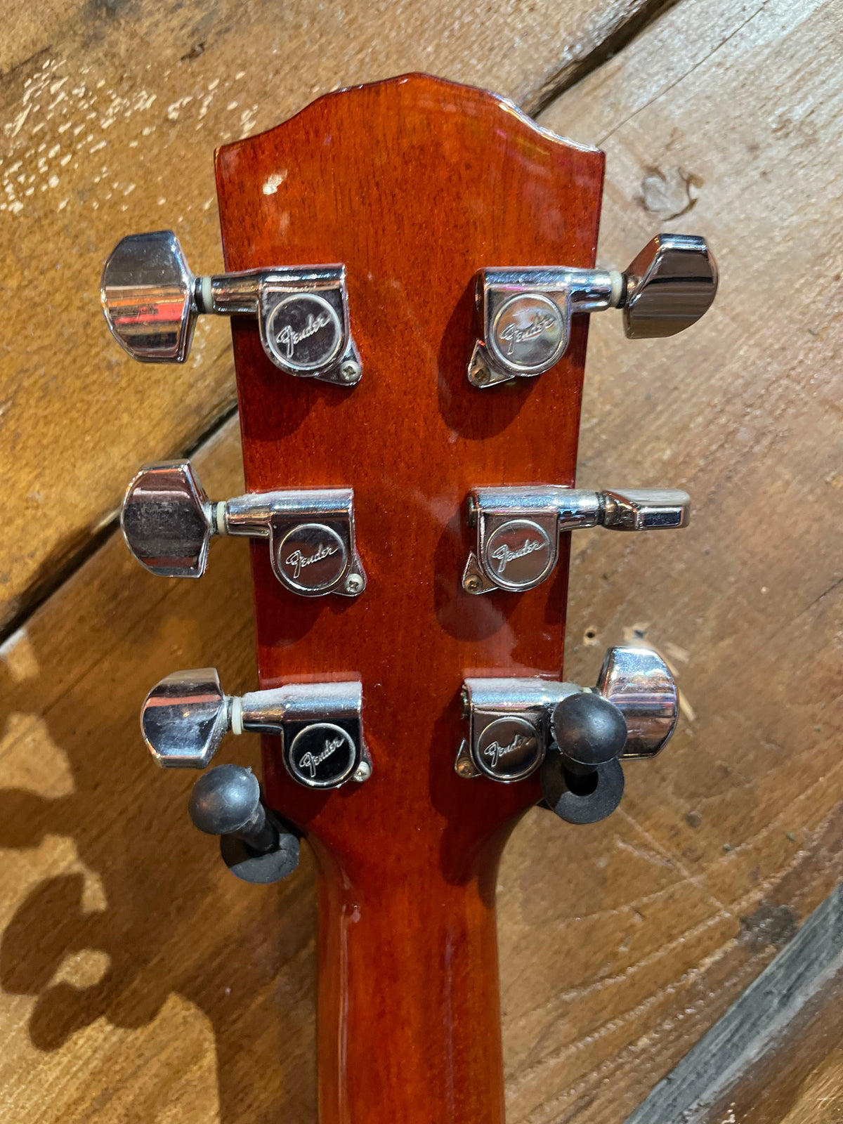 S/H Fender FR-50 Round Neck Wooden Body Resonator, Sunburst