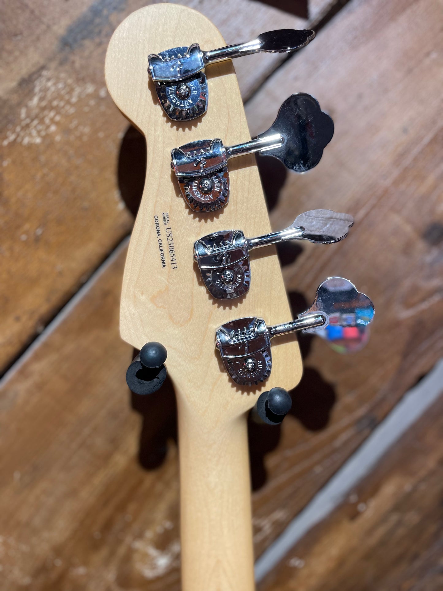 S/H Fender Performer PJ Precision Bass, Three Tone Sunburst