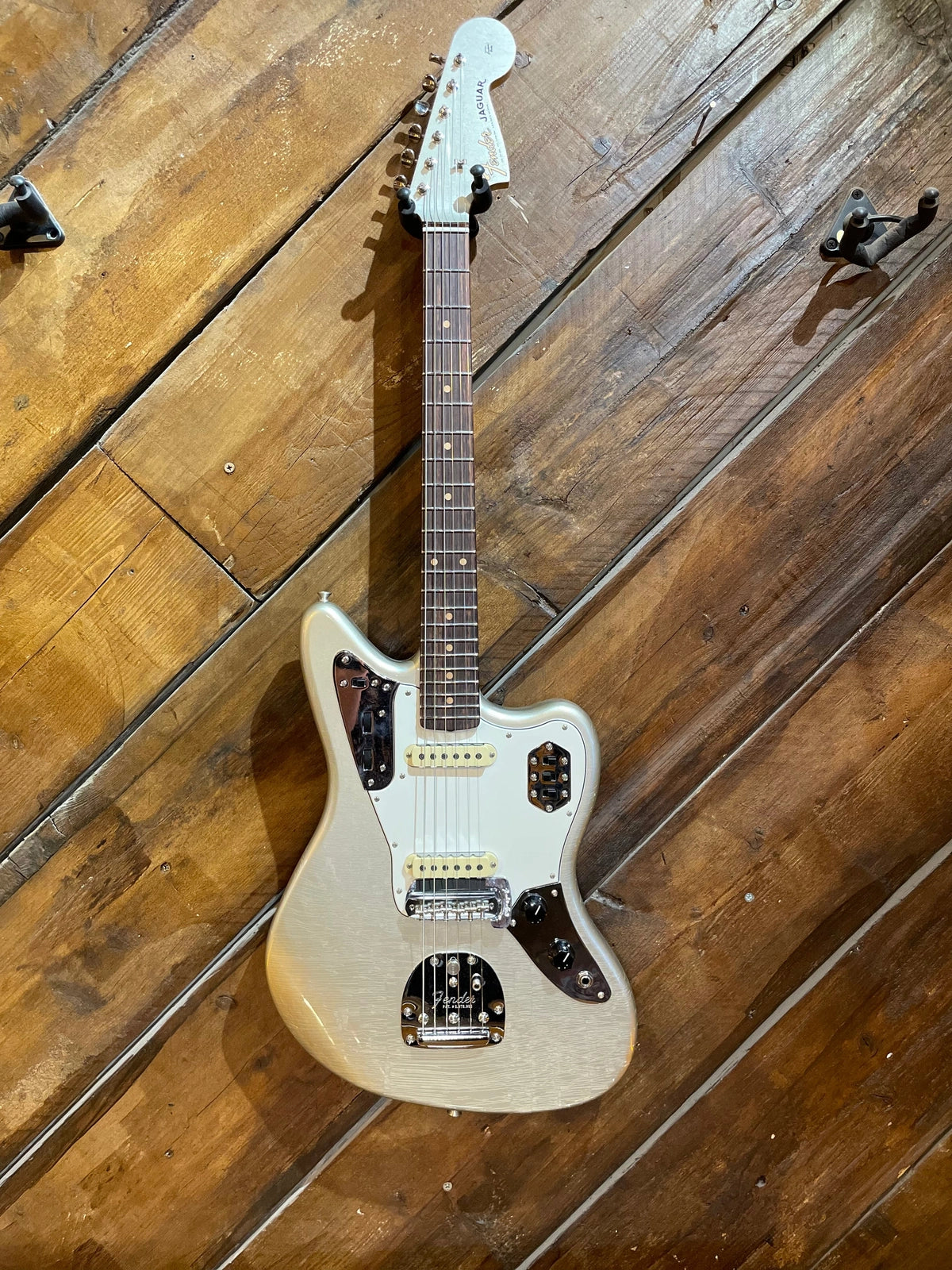 Fender Custom Shop '62 Jaguar Closet Classic Aged Inca Silver