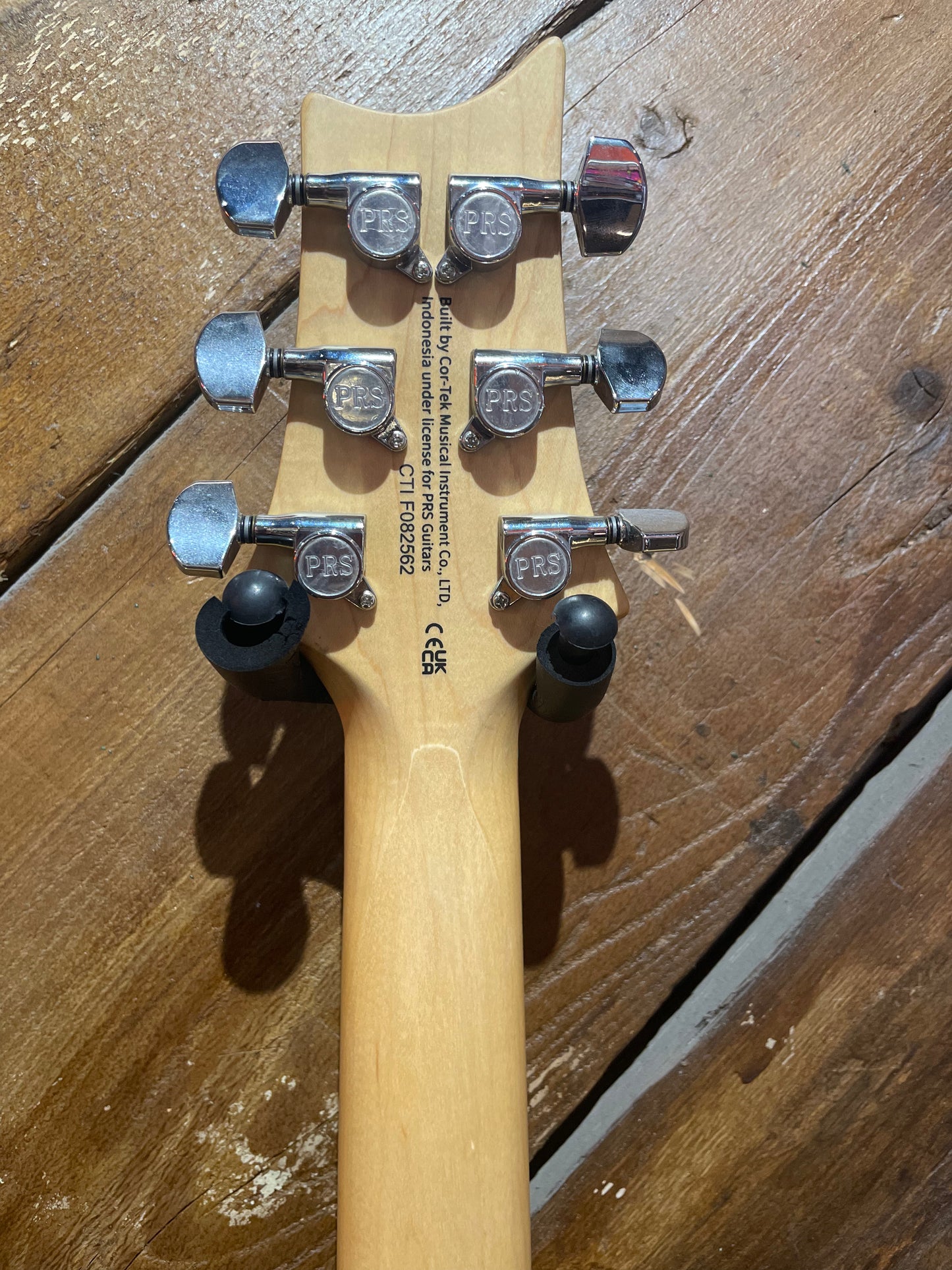 S/H 2024 PRS SE Swamp Ash Special, Charcoal