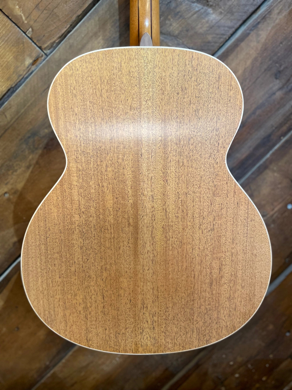 Lowden O-20 Sitka Spruce/Mahogany