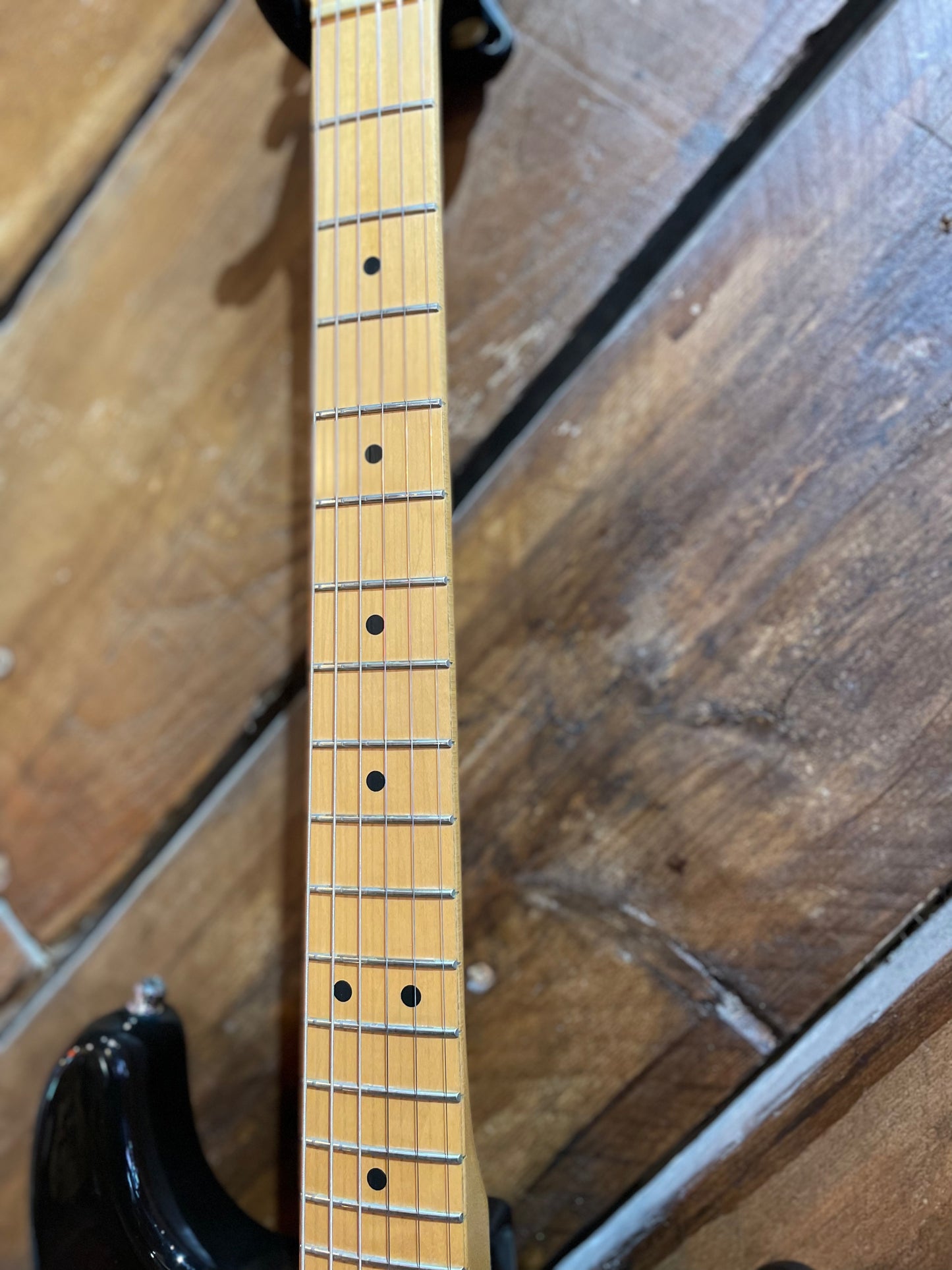 S/H 1988 Fender American Standard Stratocaster, Three Tone Sunburst