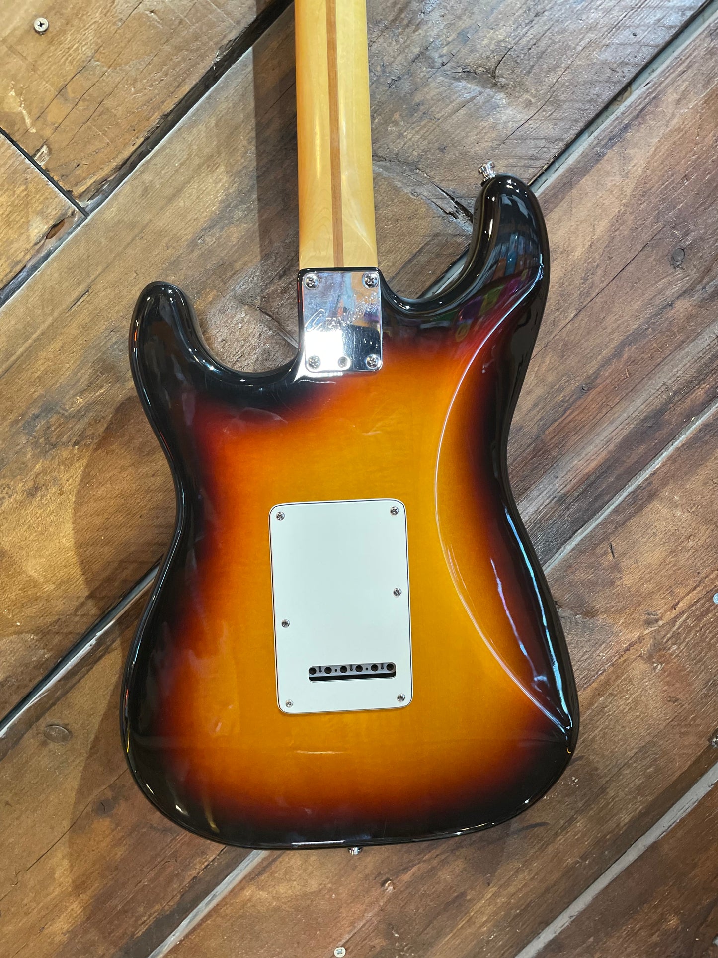 S/H 1988 Fender American Standard Stratocaster, Three Tone Sunburst