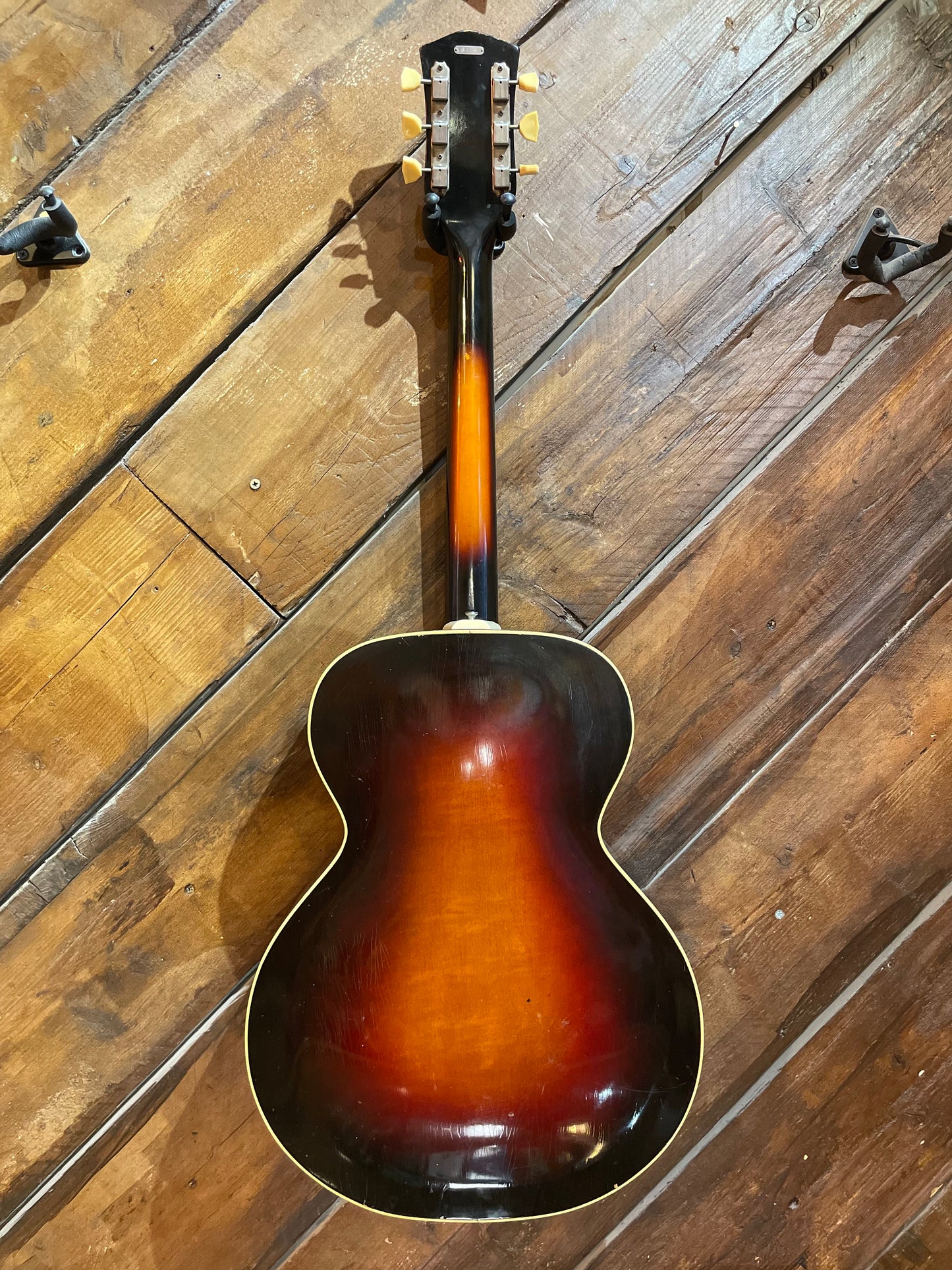 S/H 1956 National Dynamic Archtop