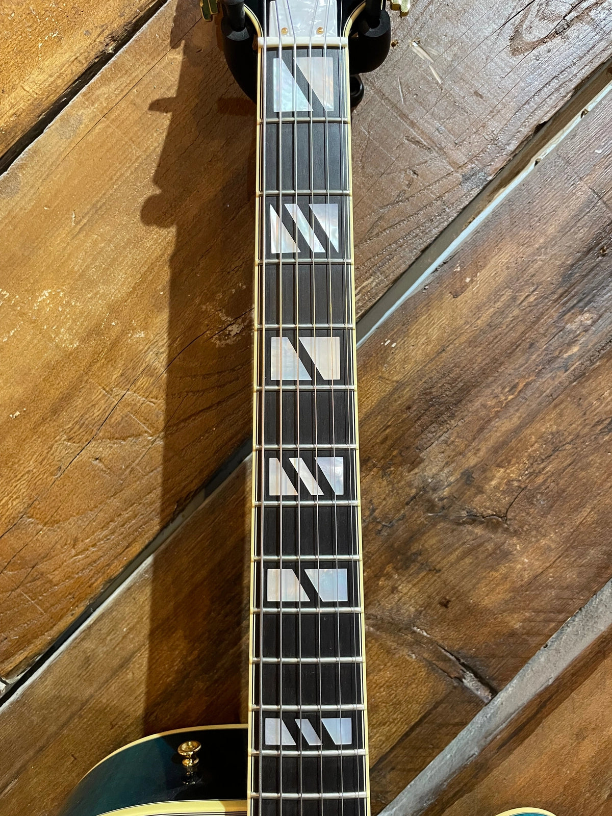 S/H D'Angelico MIJ NYL2 Archtop Guitar