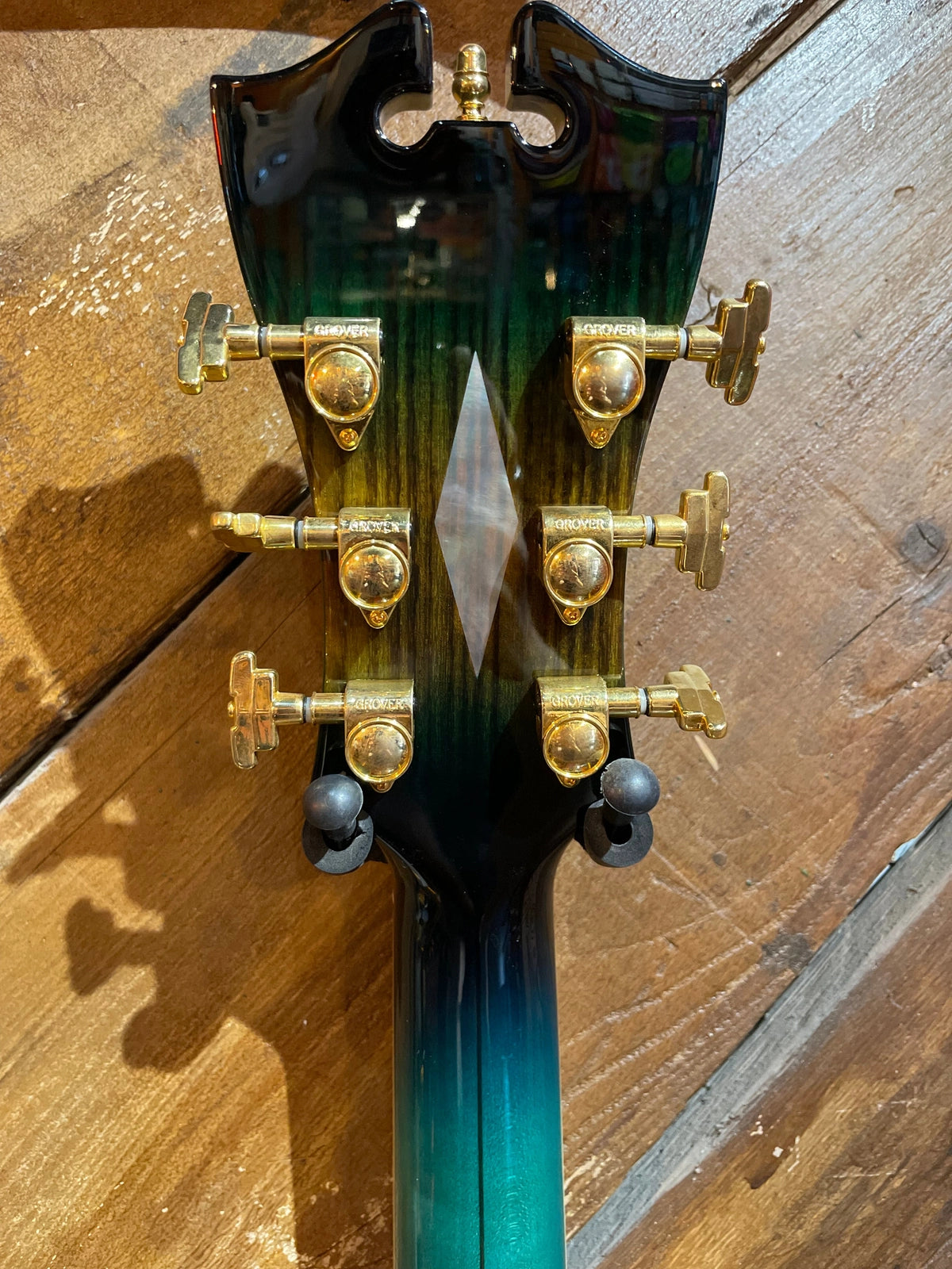 S/H D'Angelico MIJ NYL2 Archtop Guitar