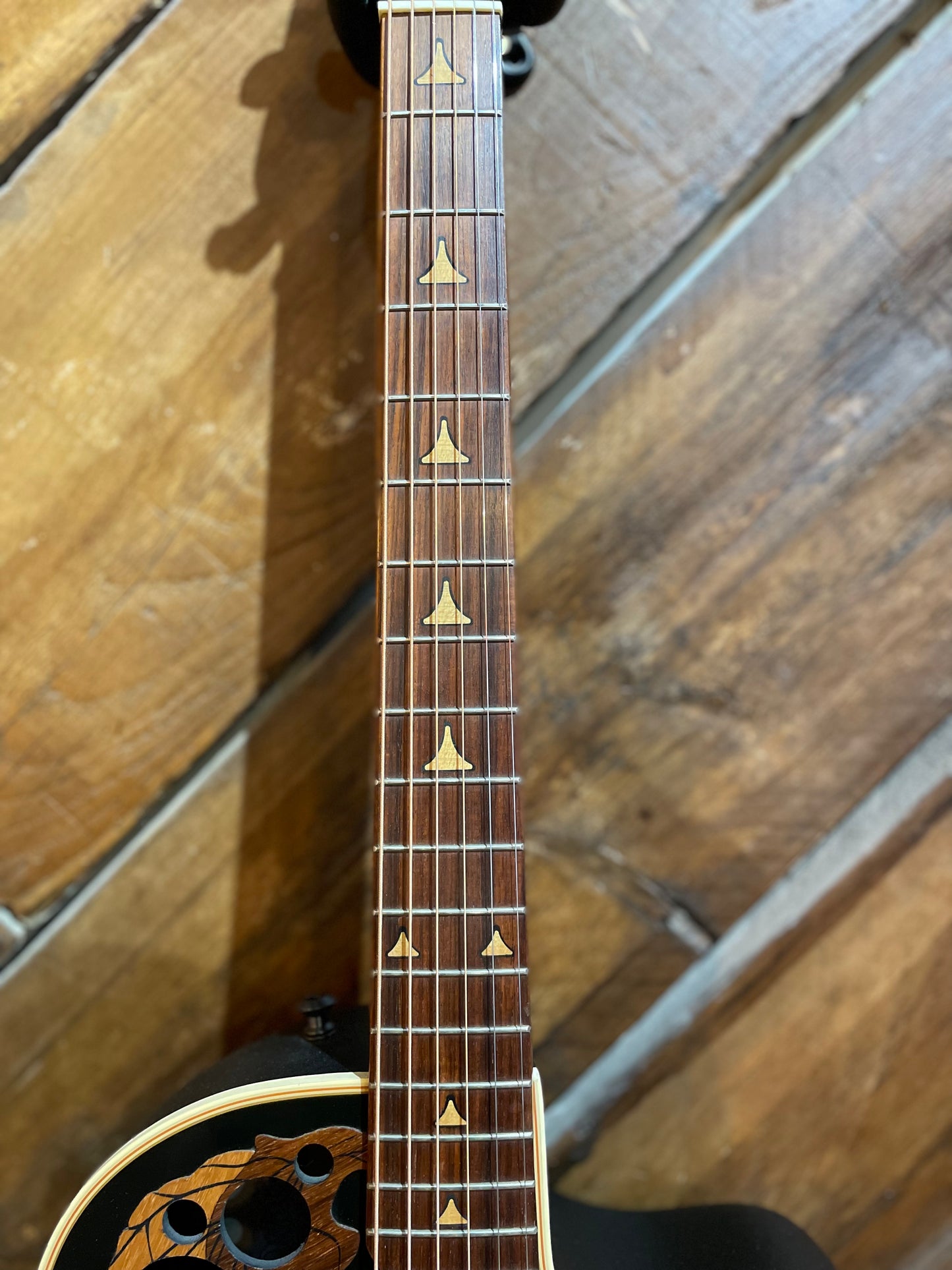 S/H Ovation 1768 Elite Acoustic Guitar