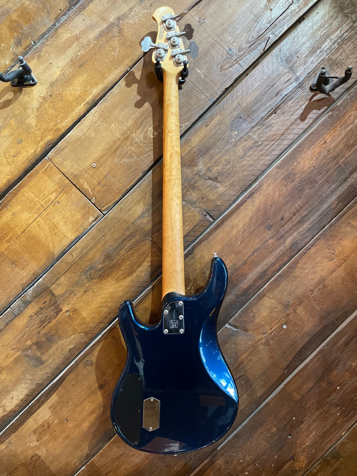 S/H 1993 Music Man USA Sterling Stingray, Blue