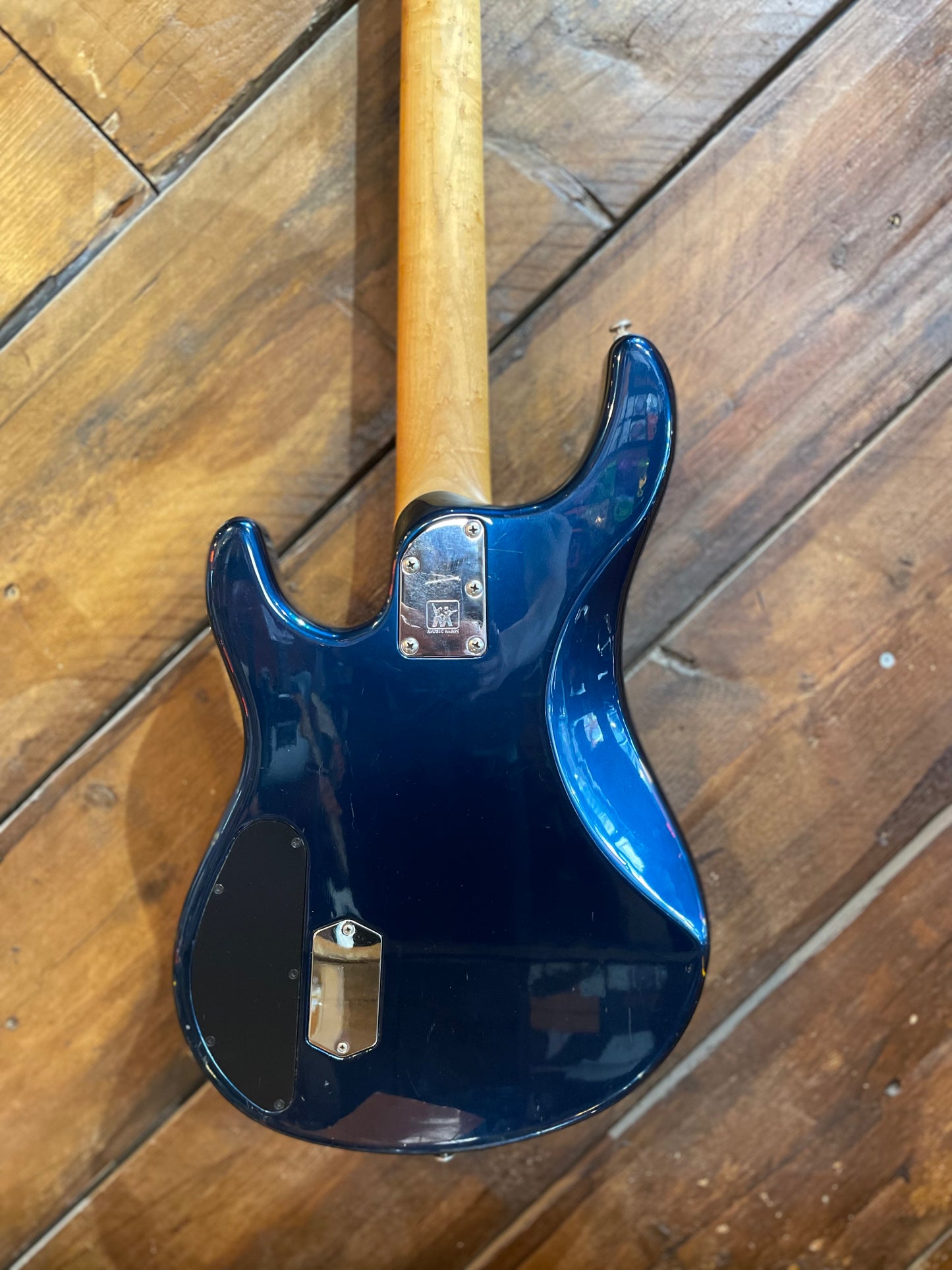 S/H 1993 Music Man USA Sterling Stingray, Blue