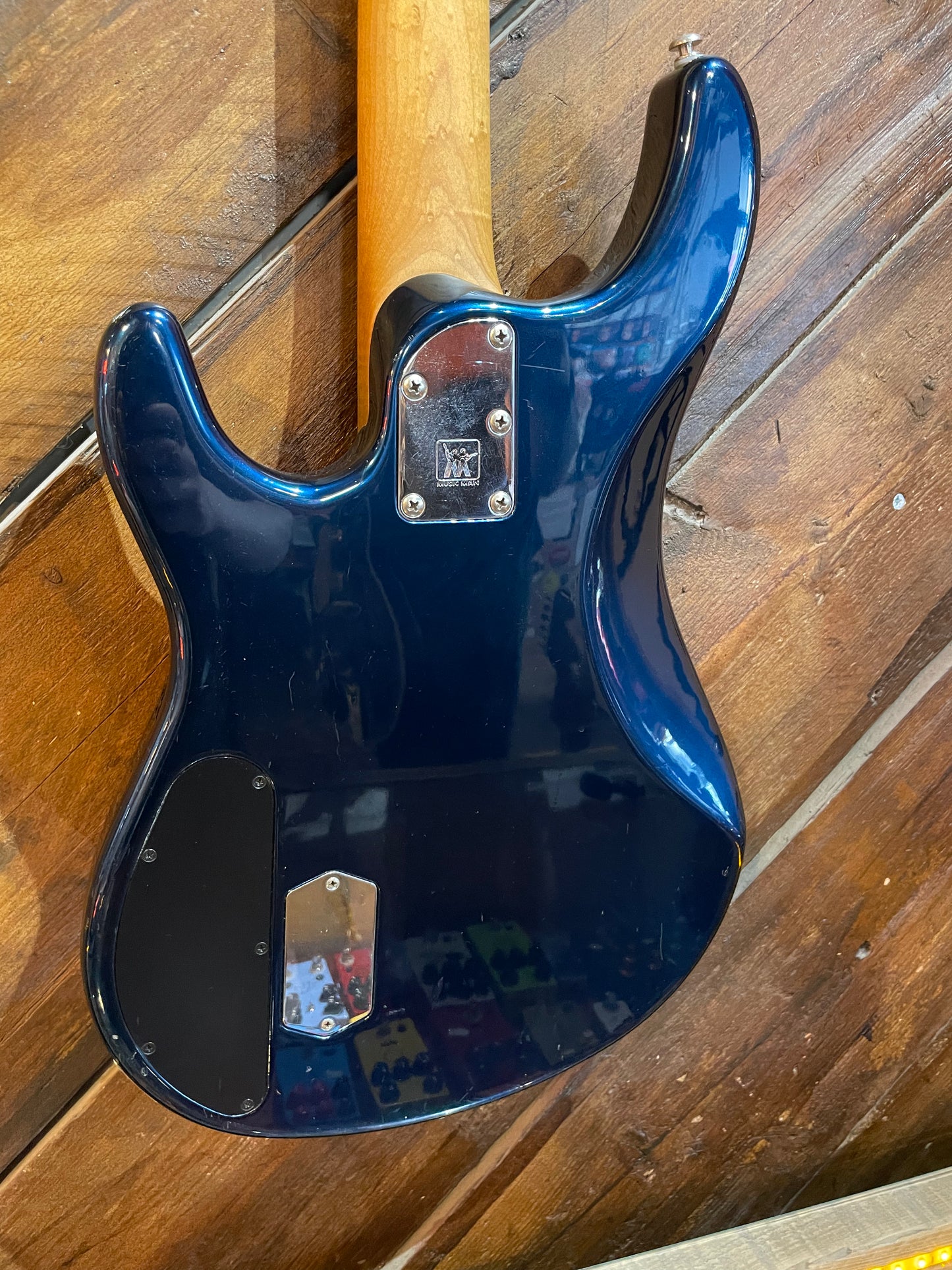 S/H 1993 Music Man USA Sterling Stingray, Blue
