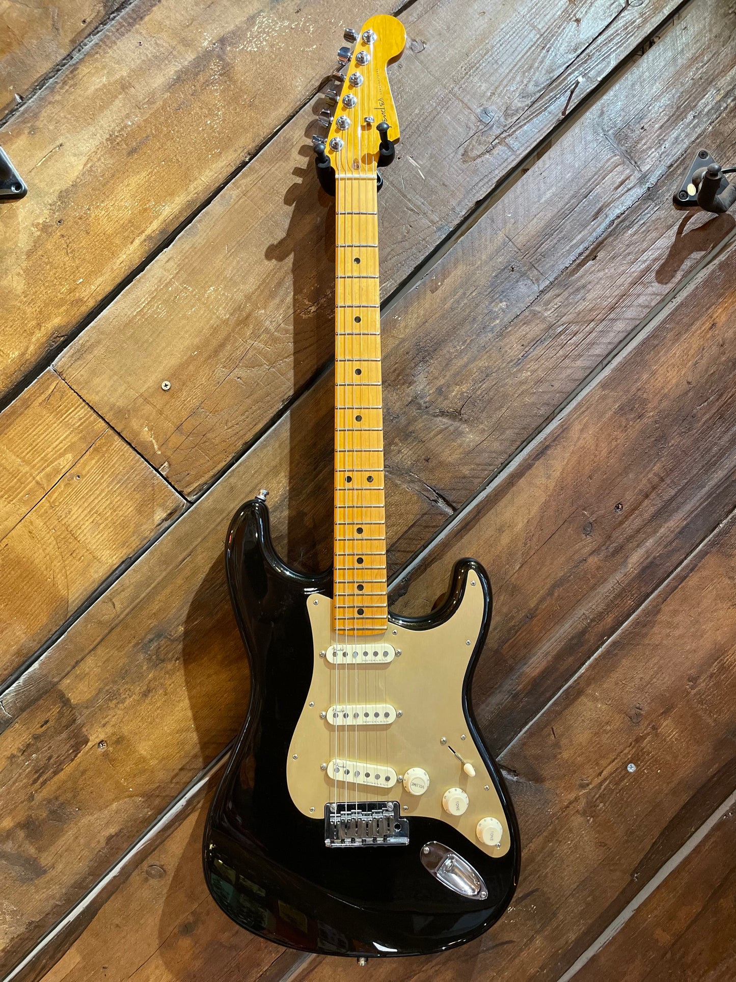 S/H 2019 Fender Ultra Stratocaster, Texas Tea