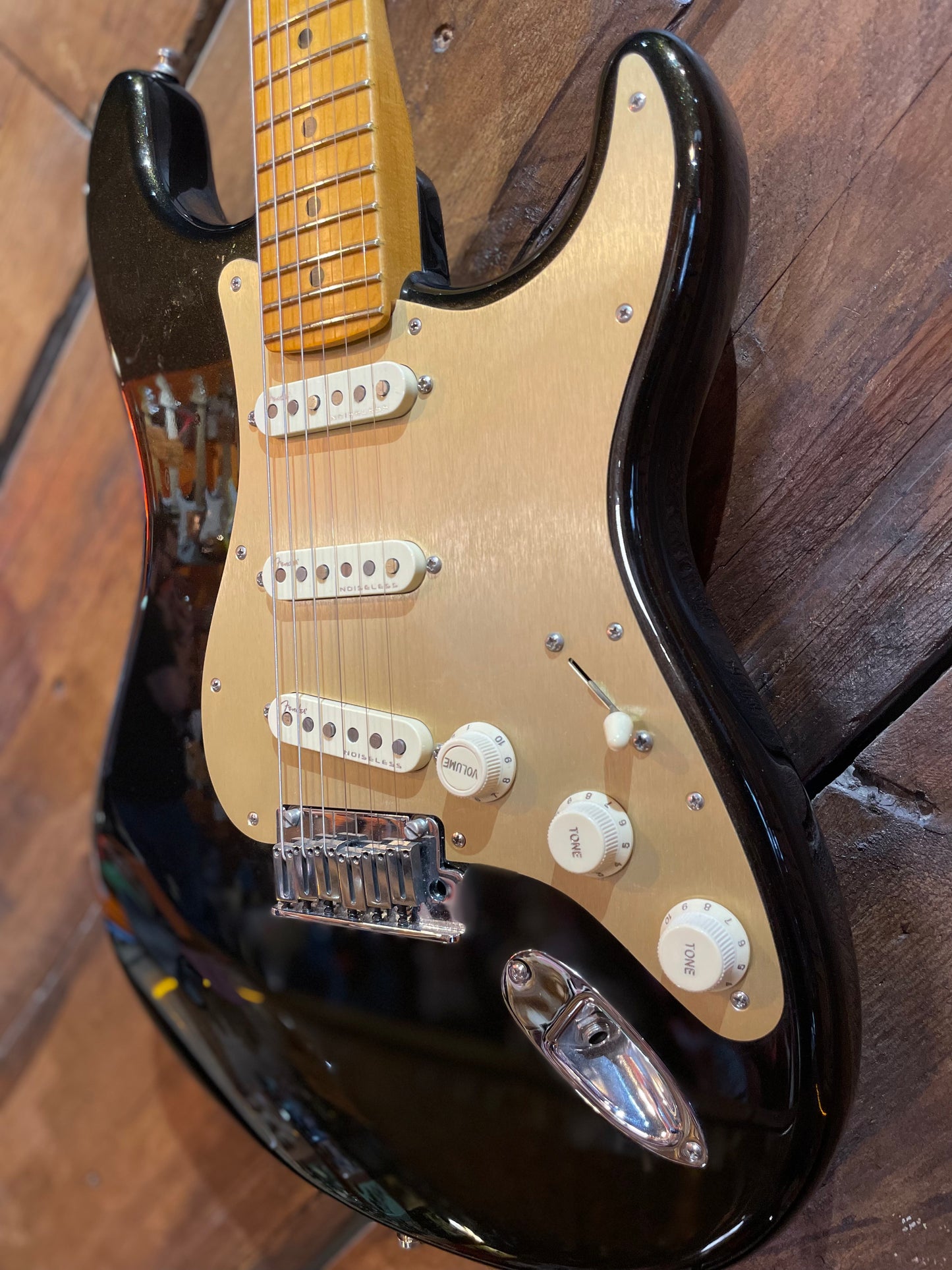 S/H 2019 Fender Ultra Stratocaster, Texas Tea