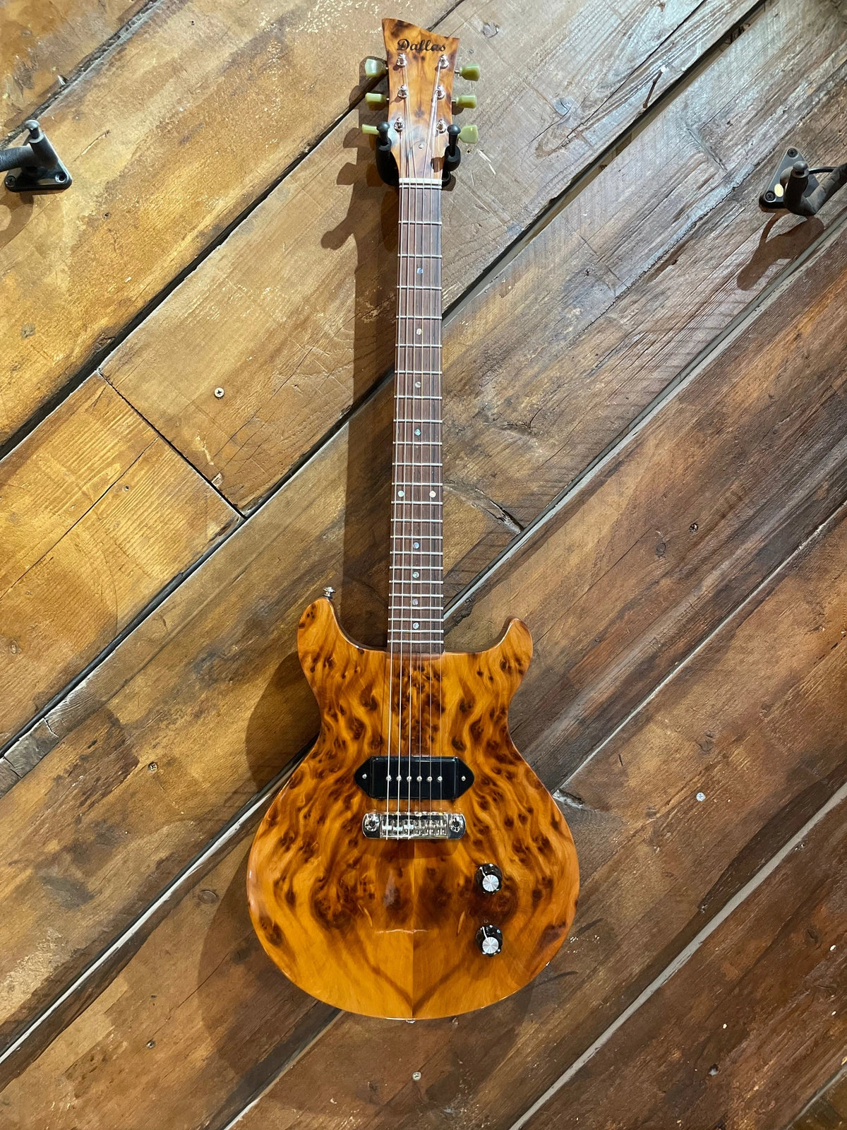 Dallas Double Cut Junior Style Electric Guitar UK Made