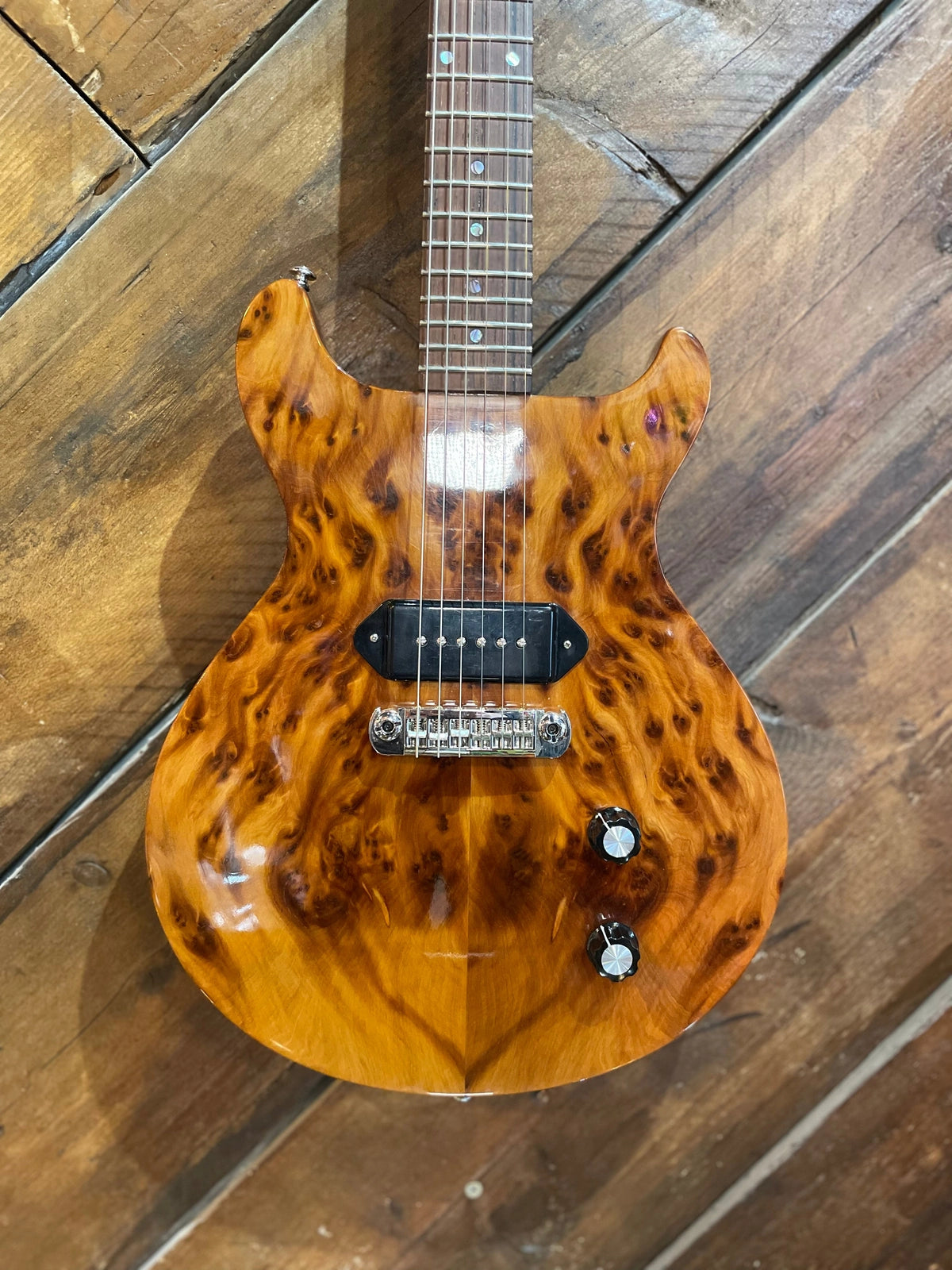 Dallas Double Cut Junior Style Electric Guitar UK Made