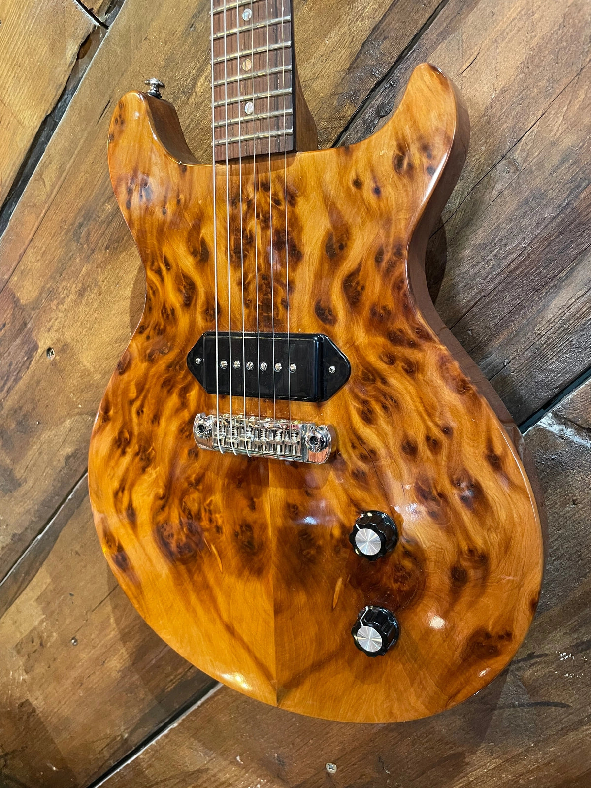 Dallas Double Cut Junior Style Electric Guitar UK Made