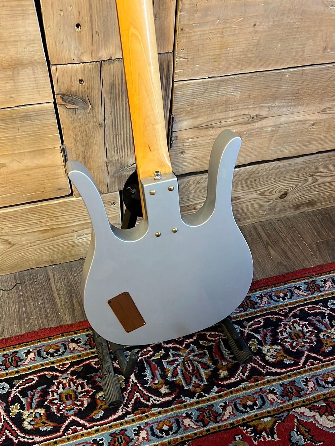 Danelectro ‘Long Horn’ with Dynalectron Body Refin