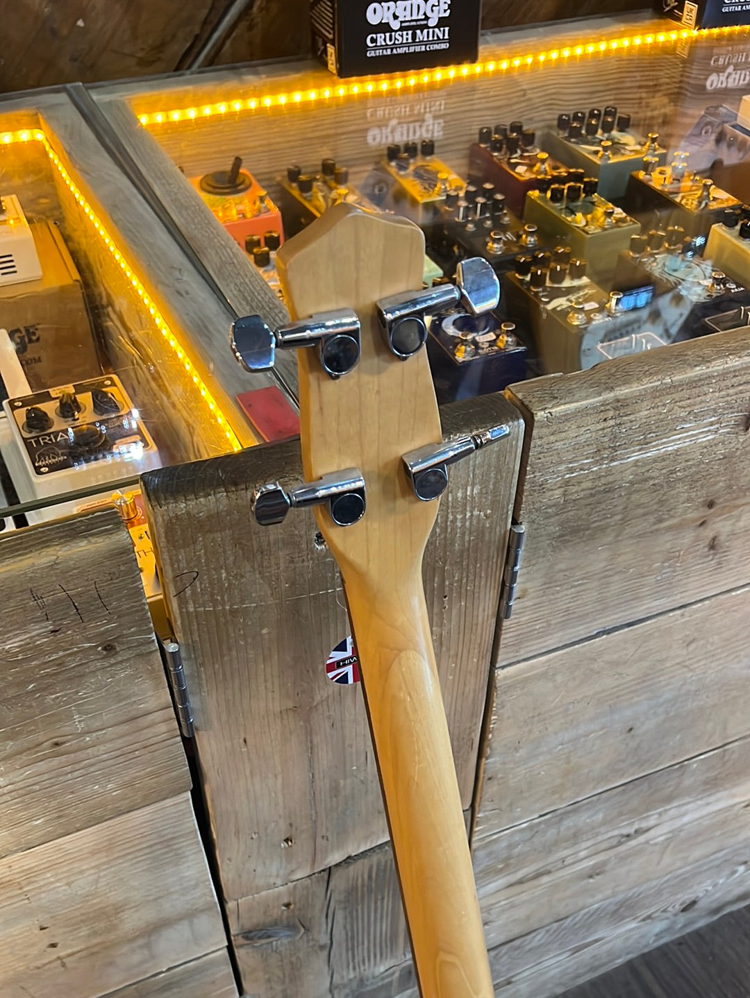 Danelectro ‘Long Horn’ with Dynalectron Body Refin