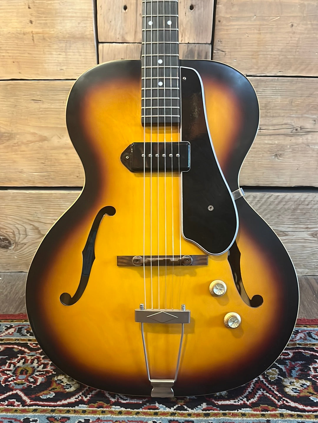 Epiphone E422T Century