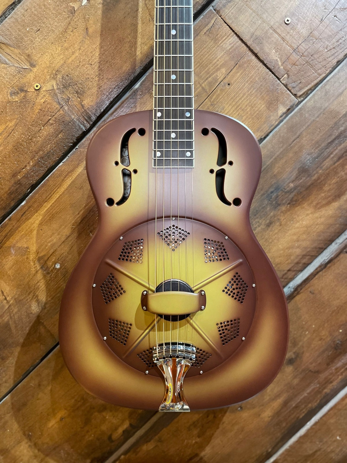 National Triolian 14 Fret Resonator, Walnut Brown & Gold Burst