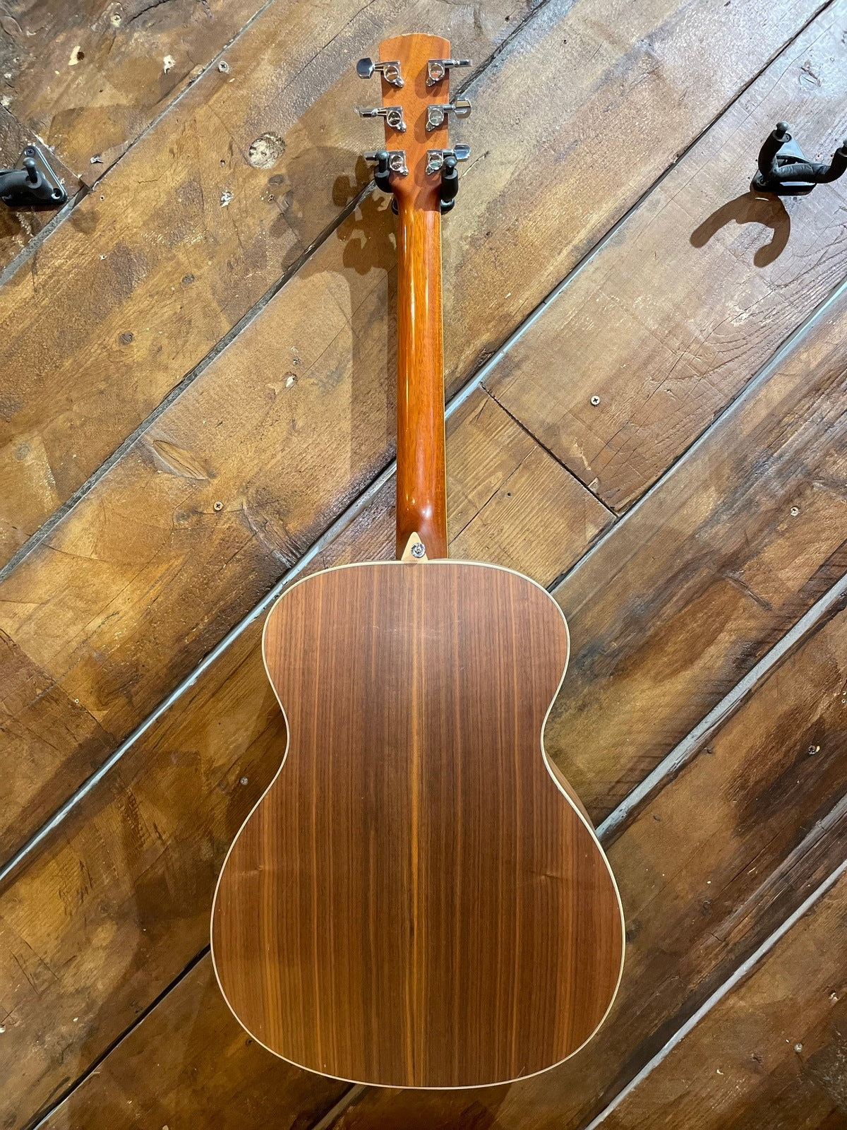 S/H Lariveé USA OM 03, Walnut
