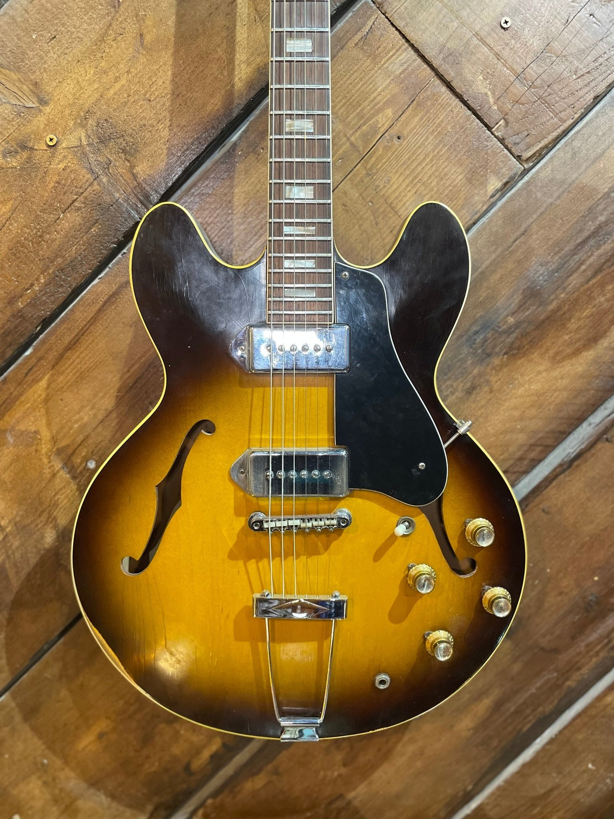 1966 Gibson ES-330 TD, Sunburst