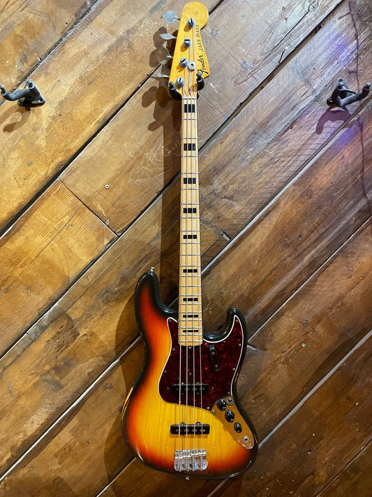 S/H 1972 Fender Jazz Bass, Three Tone Sunburst
