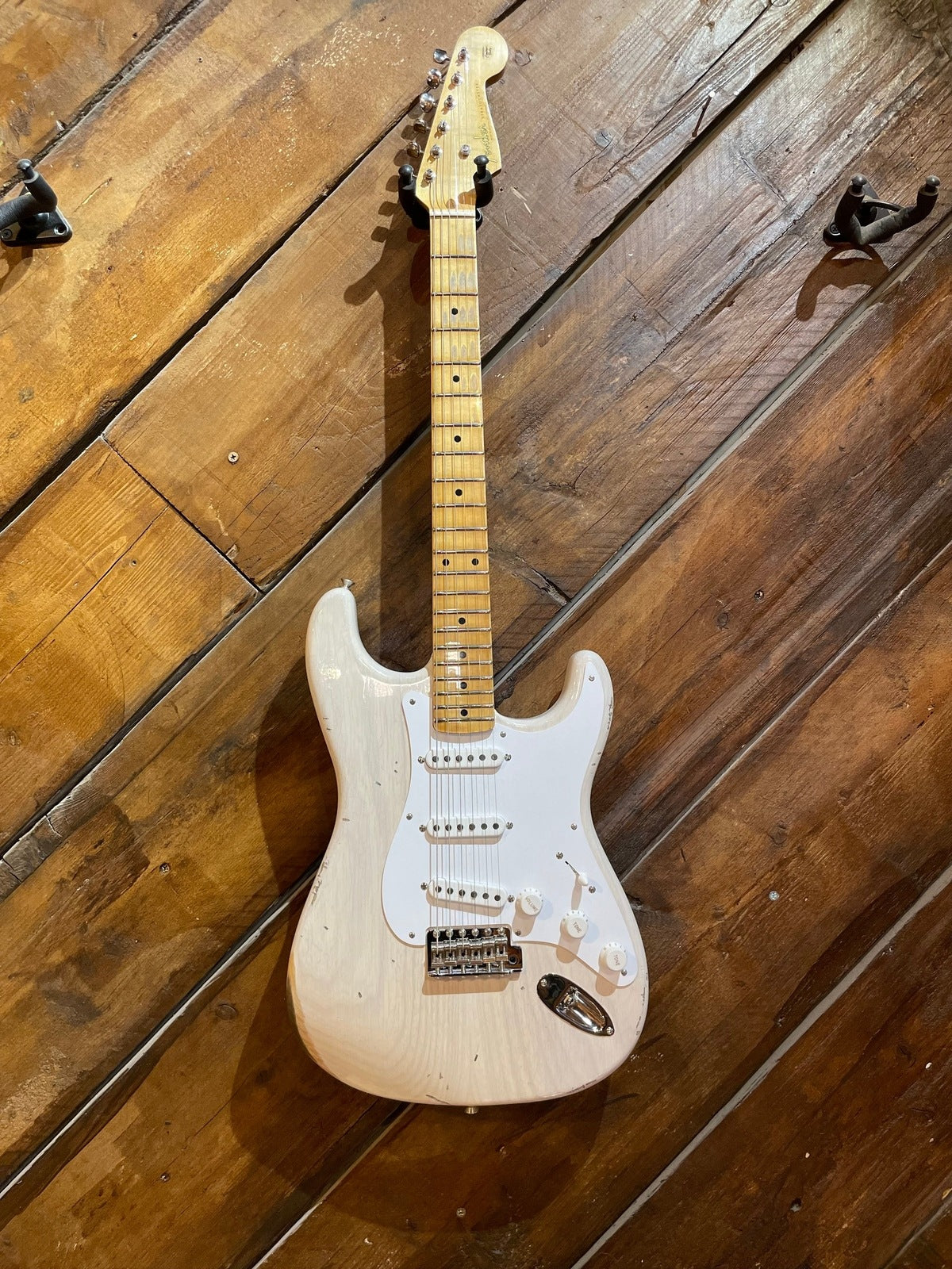 Fender Custom Shop Limited Edition Fat '54 Stratocaster, Aged White Blonde