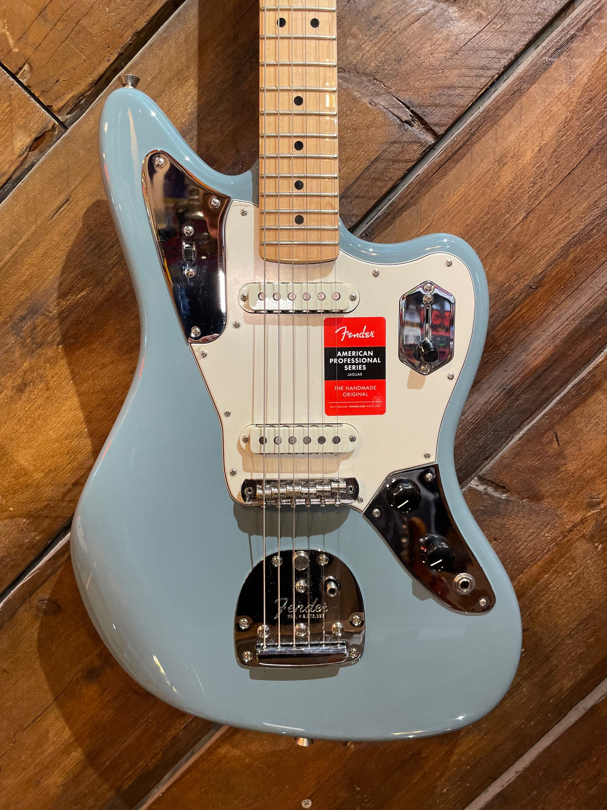 S/H 2019 Fender American Professional Jaguar, Sonic Grey