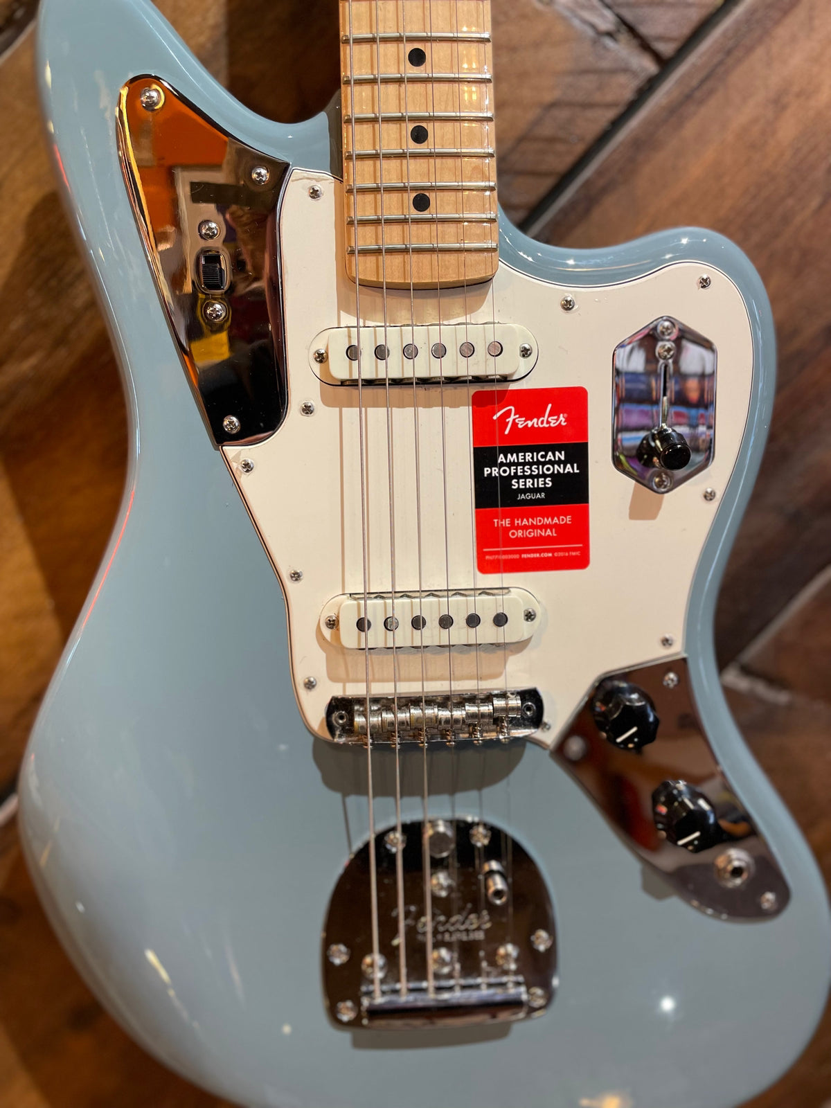 S/H 2019 Fender American Professional Jaguar, Sonic Grey