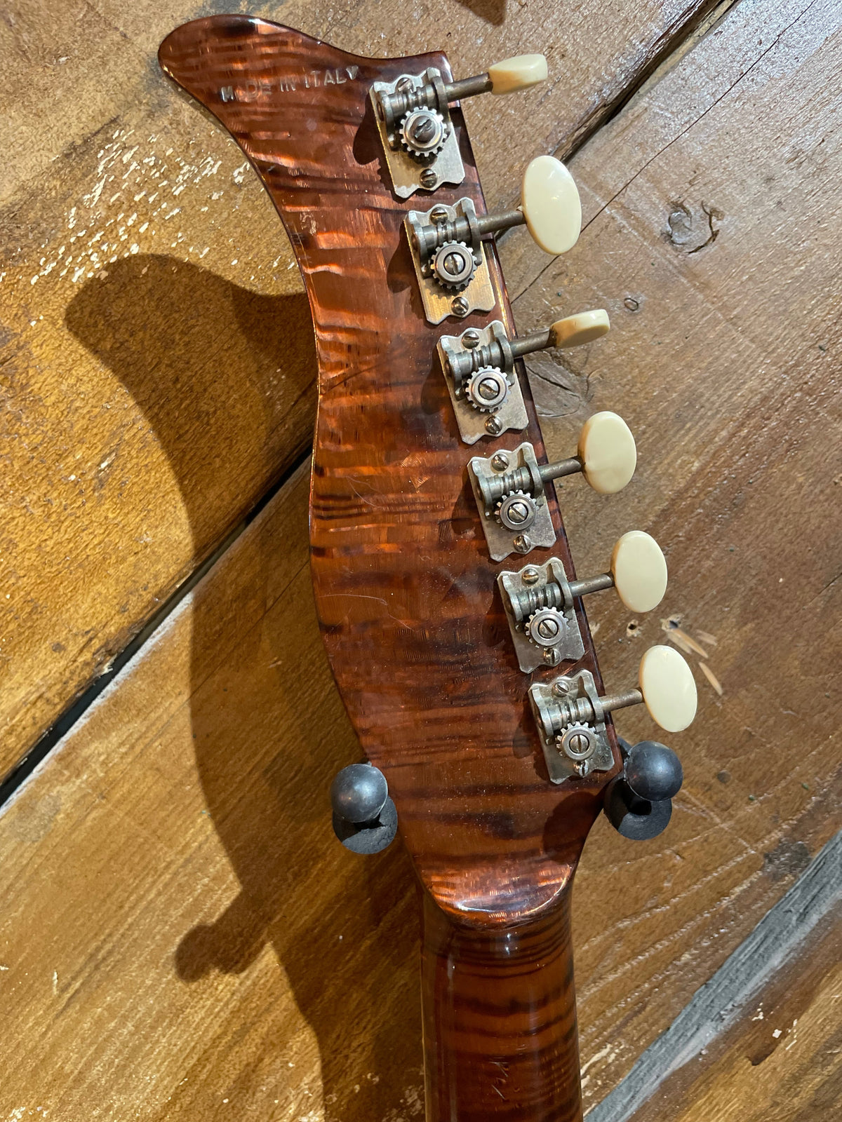 S/H 1960s Eko 700/7V Electric Guitar