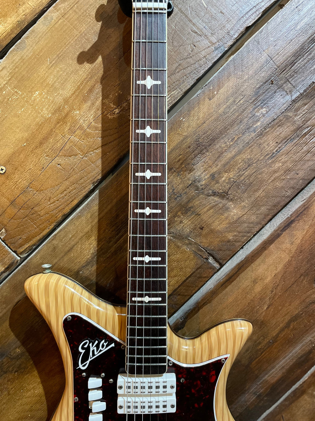 S/H 1960s Eko 700/7V Electric Guitar