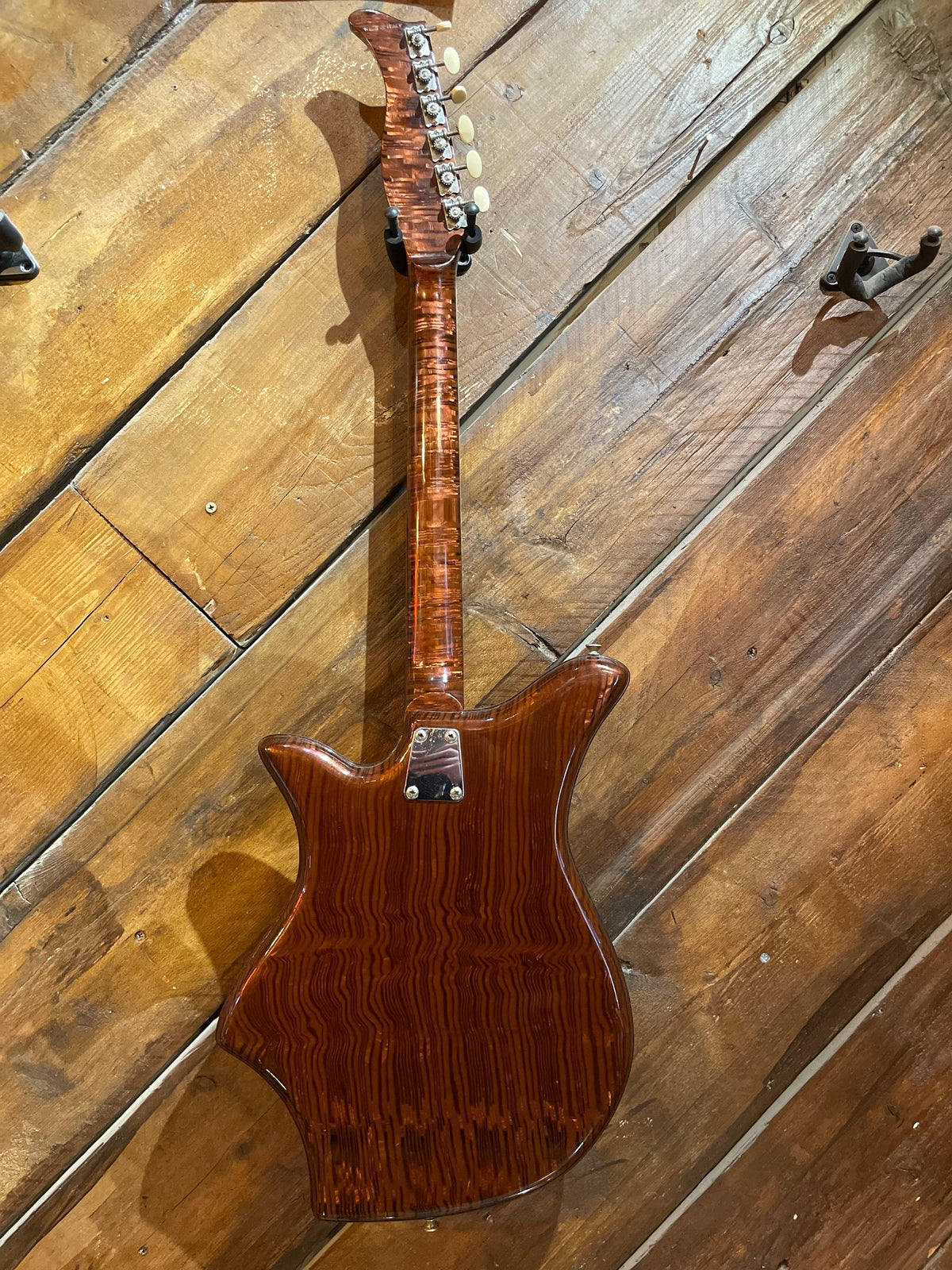 S/H 1960s Eko 700/7V Electric Guitar