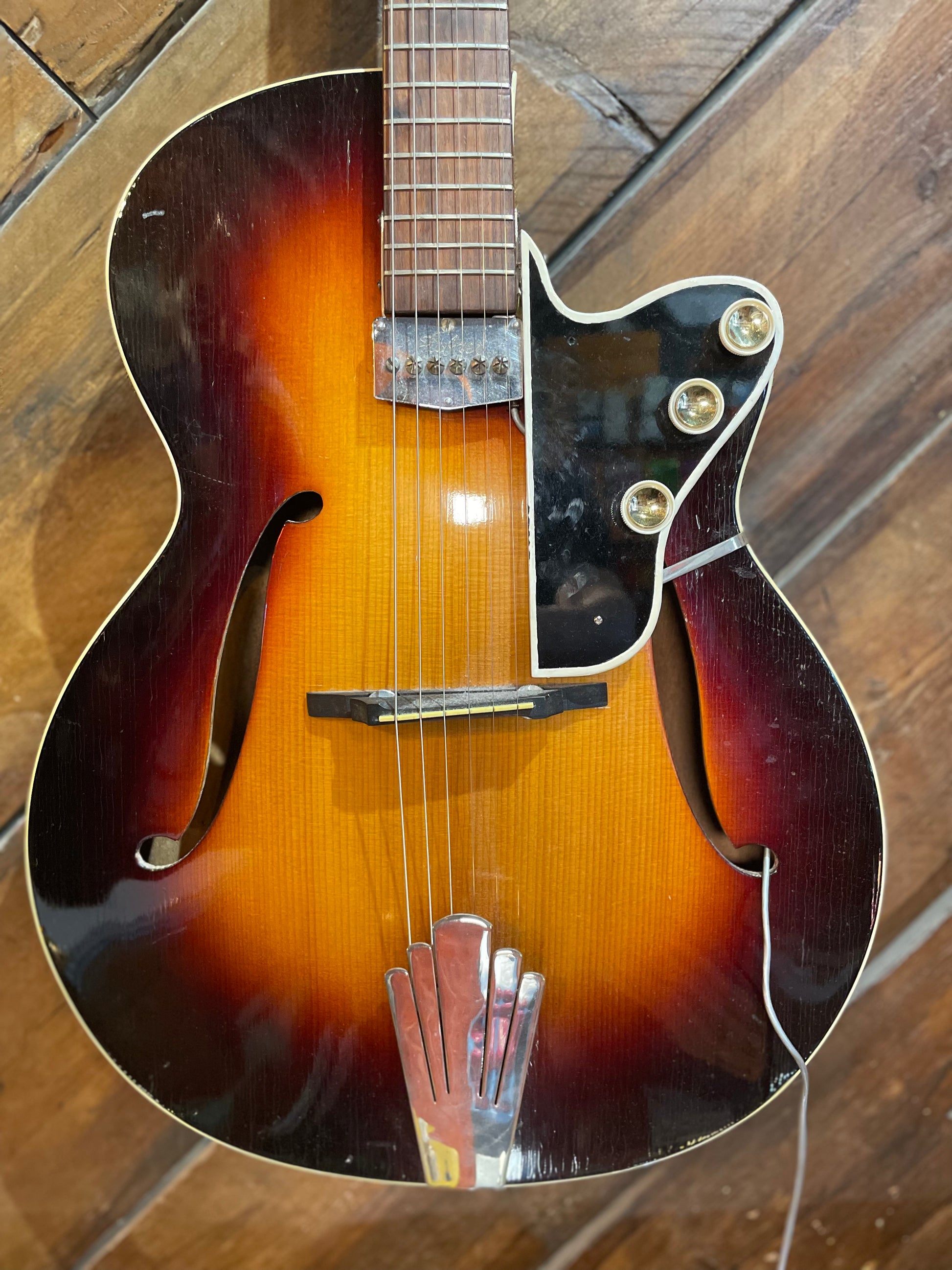 S/H 50s Framus Capri Hollow Body, Sunburst