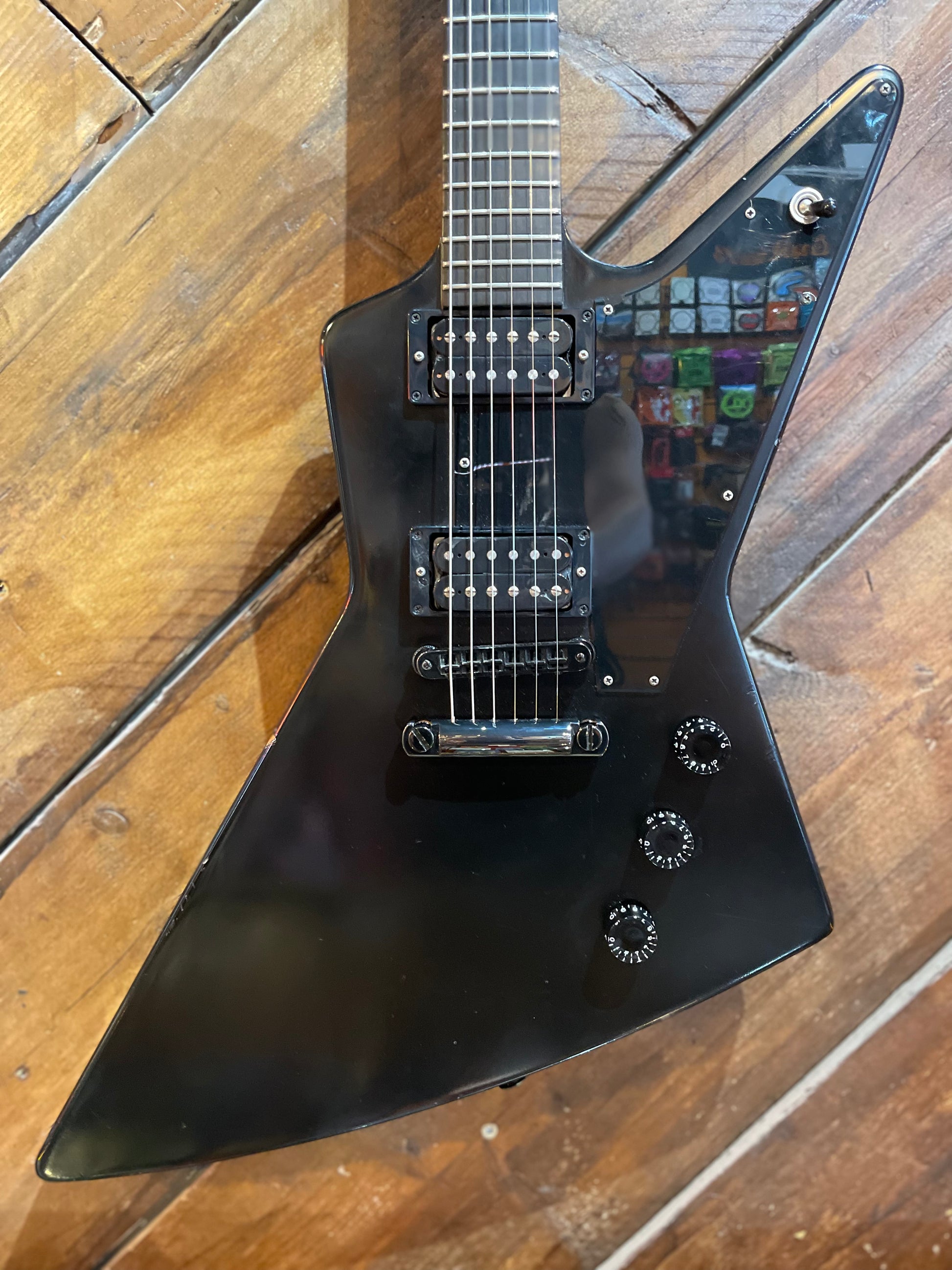 S/H 2000 Gibson USA 'Gothic' Explorer
